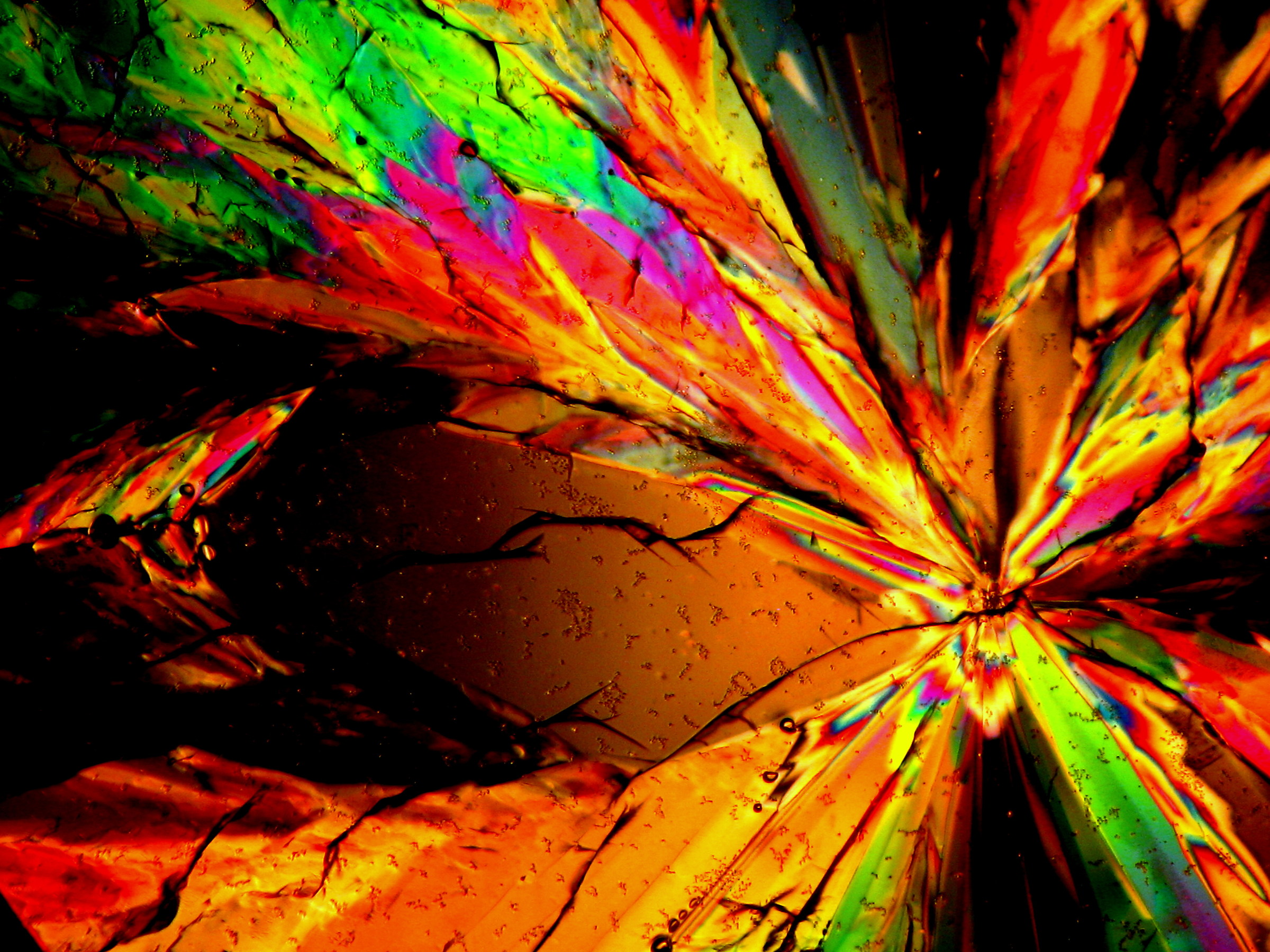 cristalli di zucchero in luce polarizzata