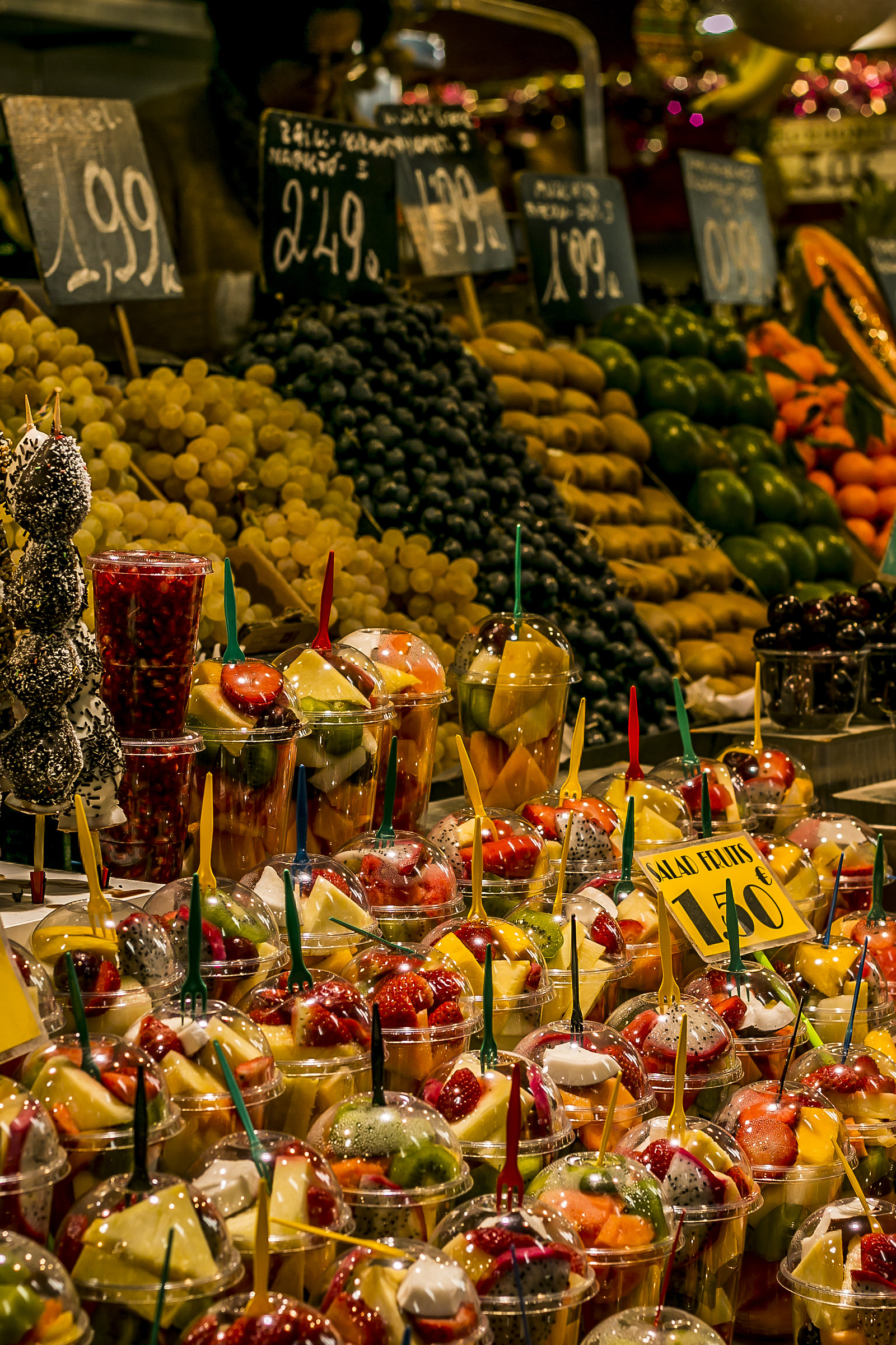 Glasses of fresh fruit