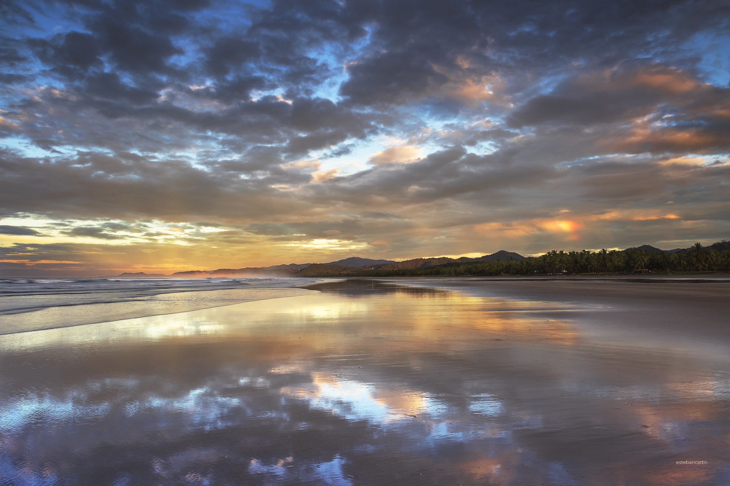 Sunrise at playa Coyote, Costa Rica