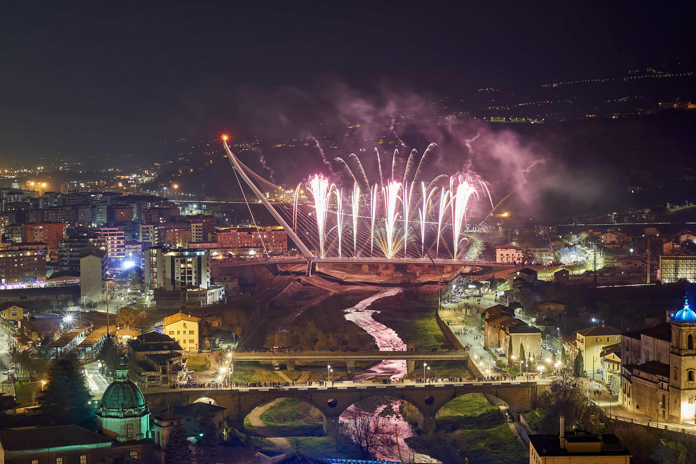 Fires on the bridge 5