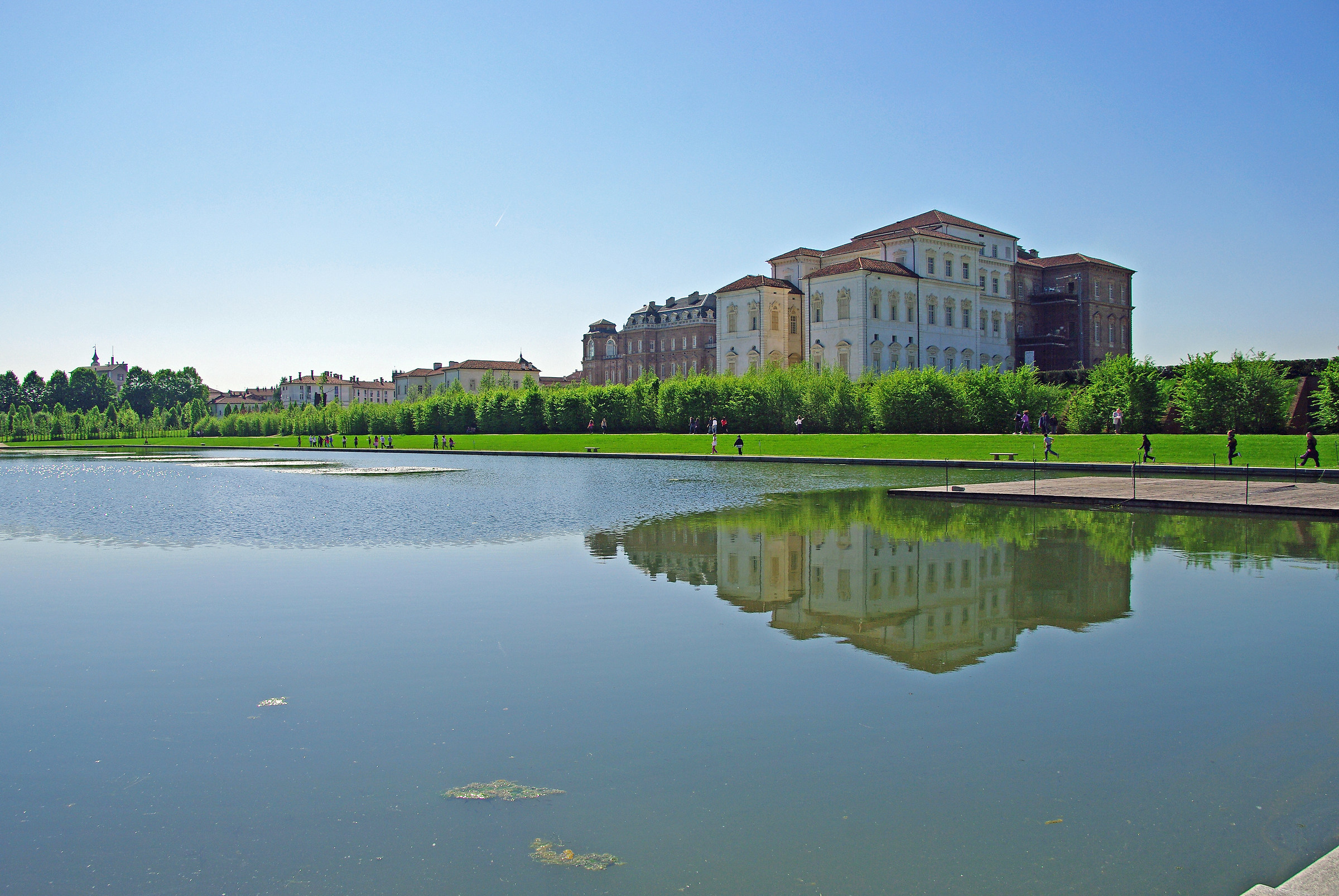 Reggia di Venaria-2: View from the fish pond