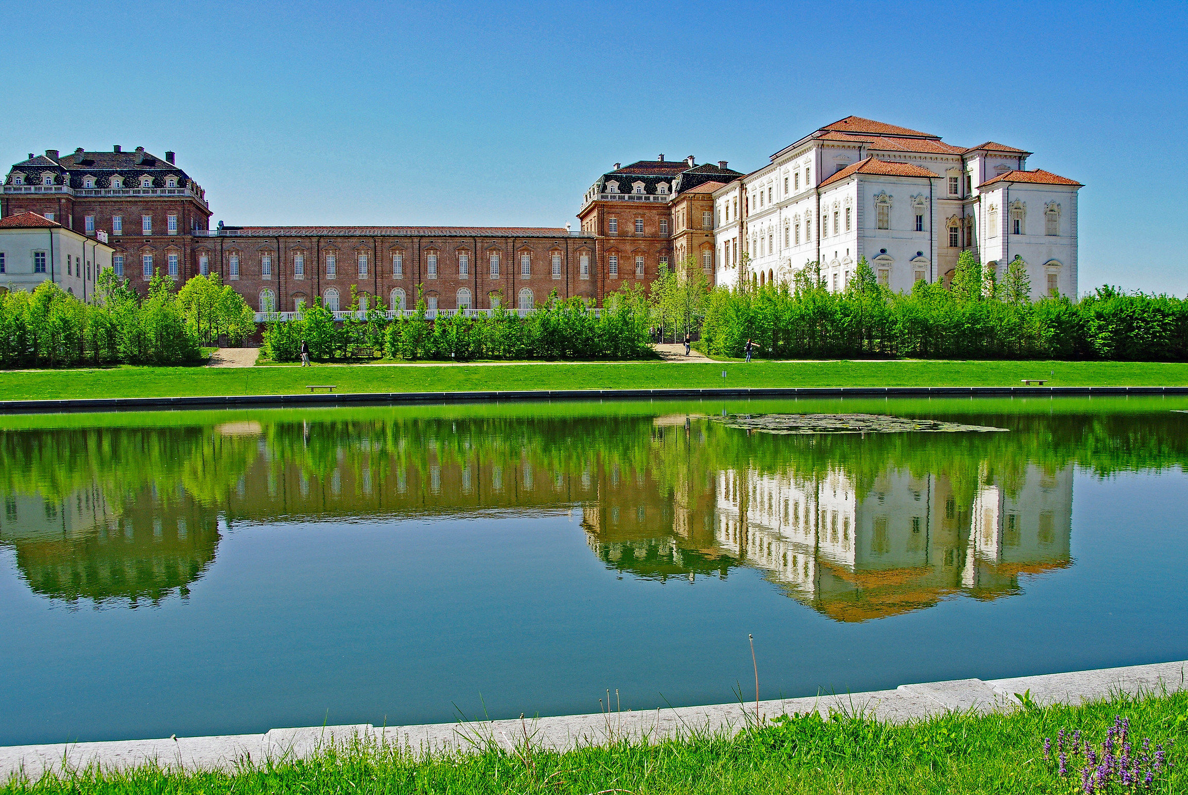 Reggia di Venaria-3: View from the fish pond