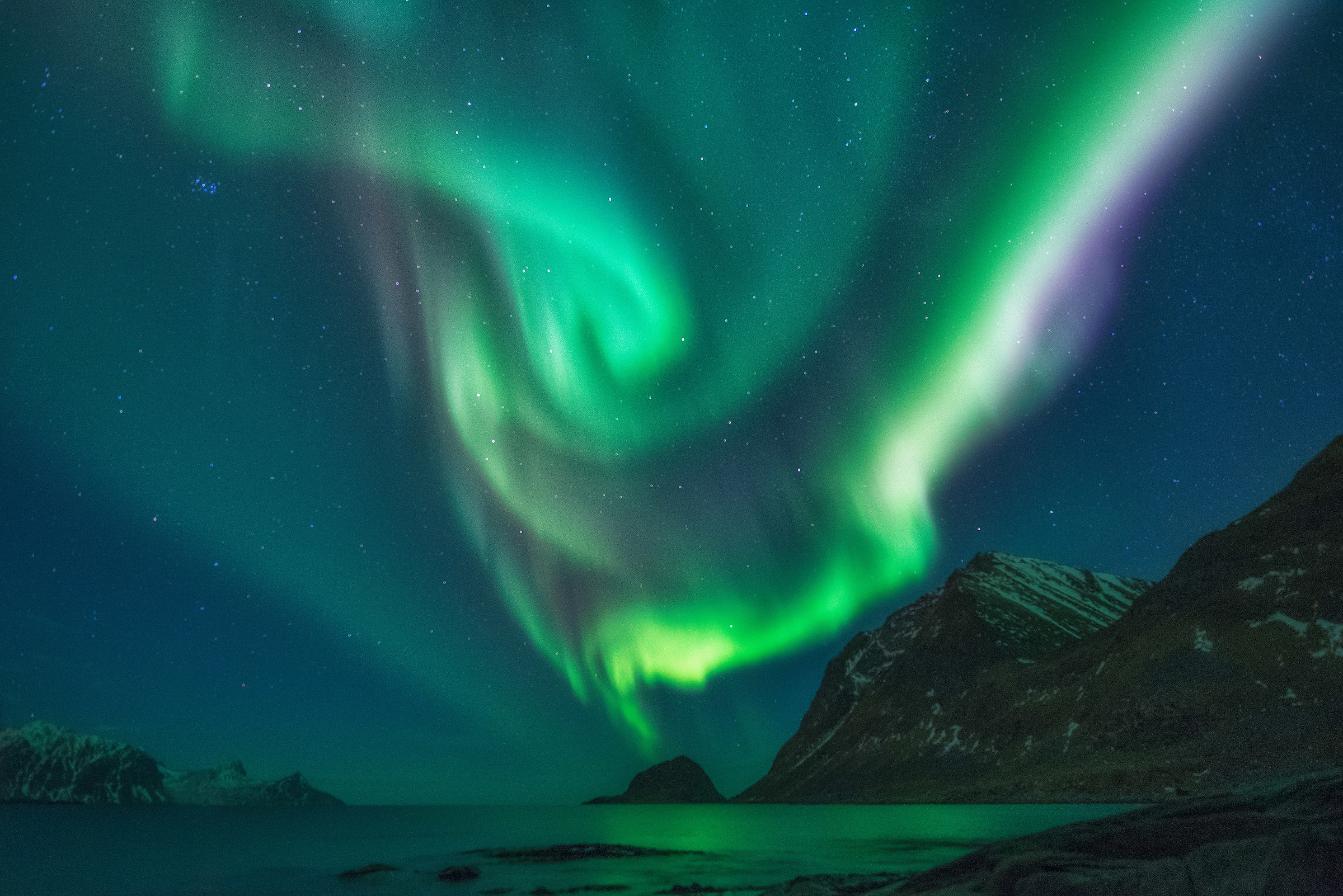 Aurora over Haukland Beach