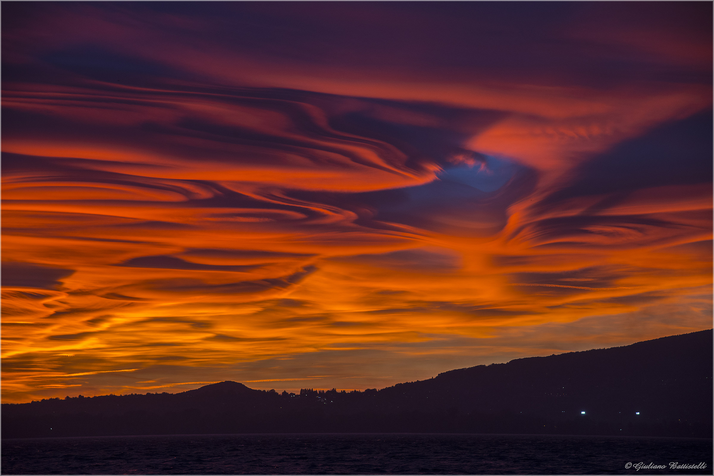 Red above the Lake of Pusiano