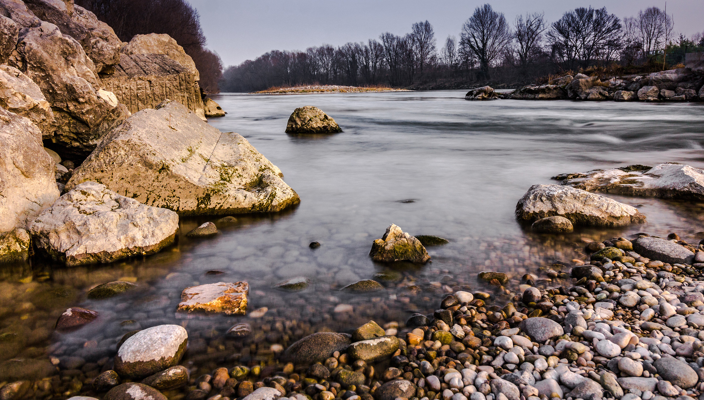 Il fiume Adige in pianura