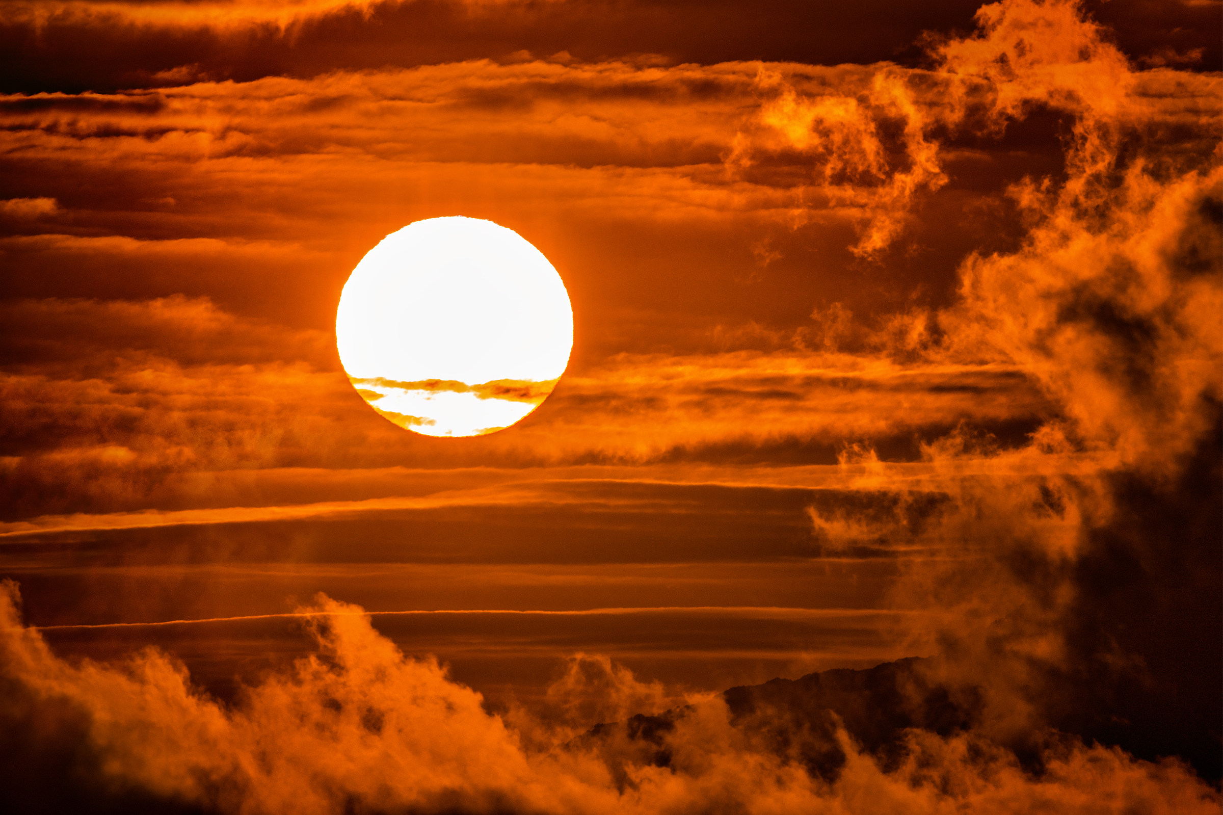 And the world will burn - The Apocalypse