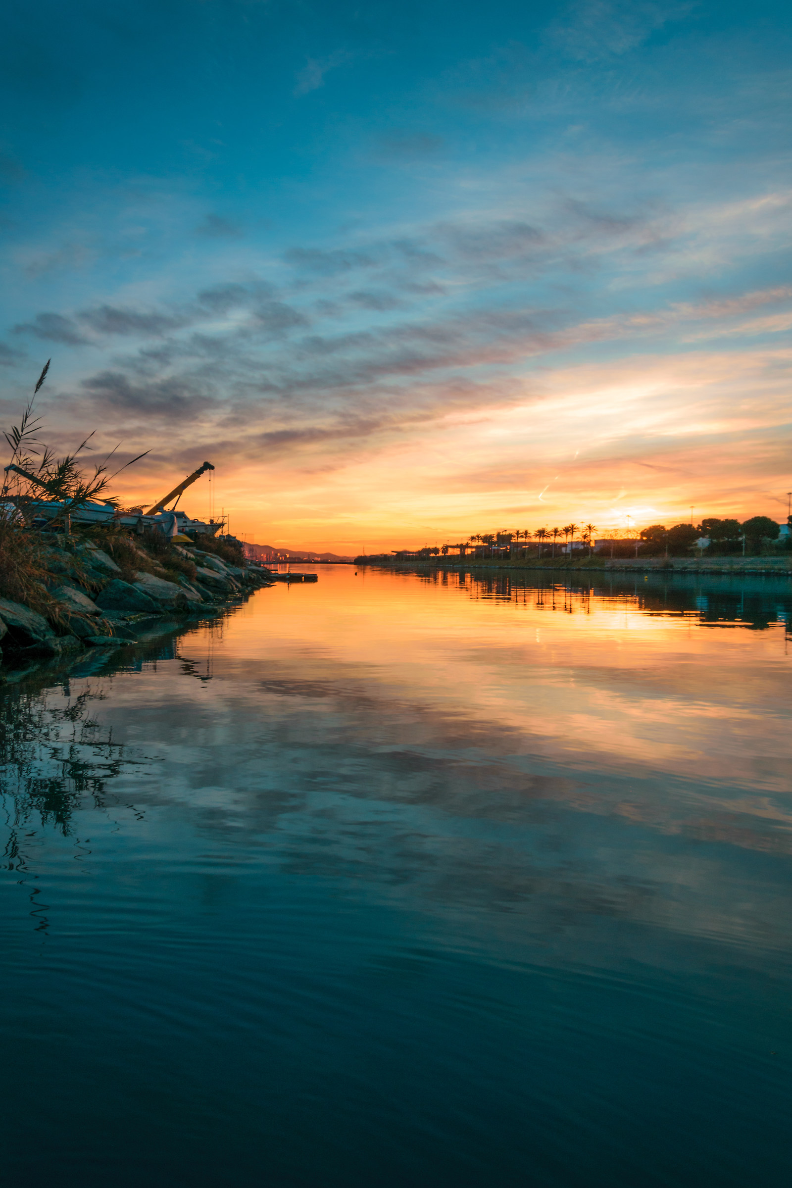 Alba dal canale di calma