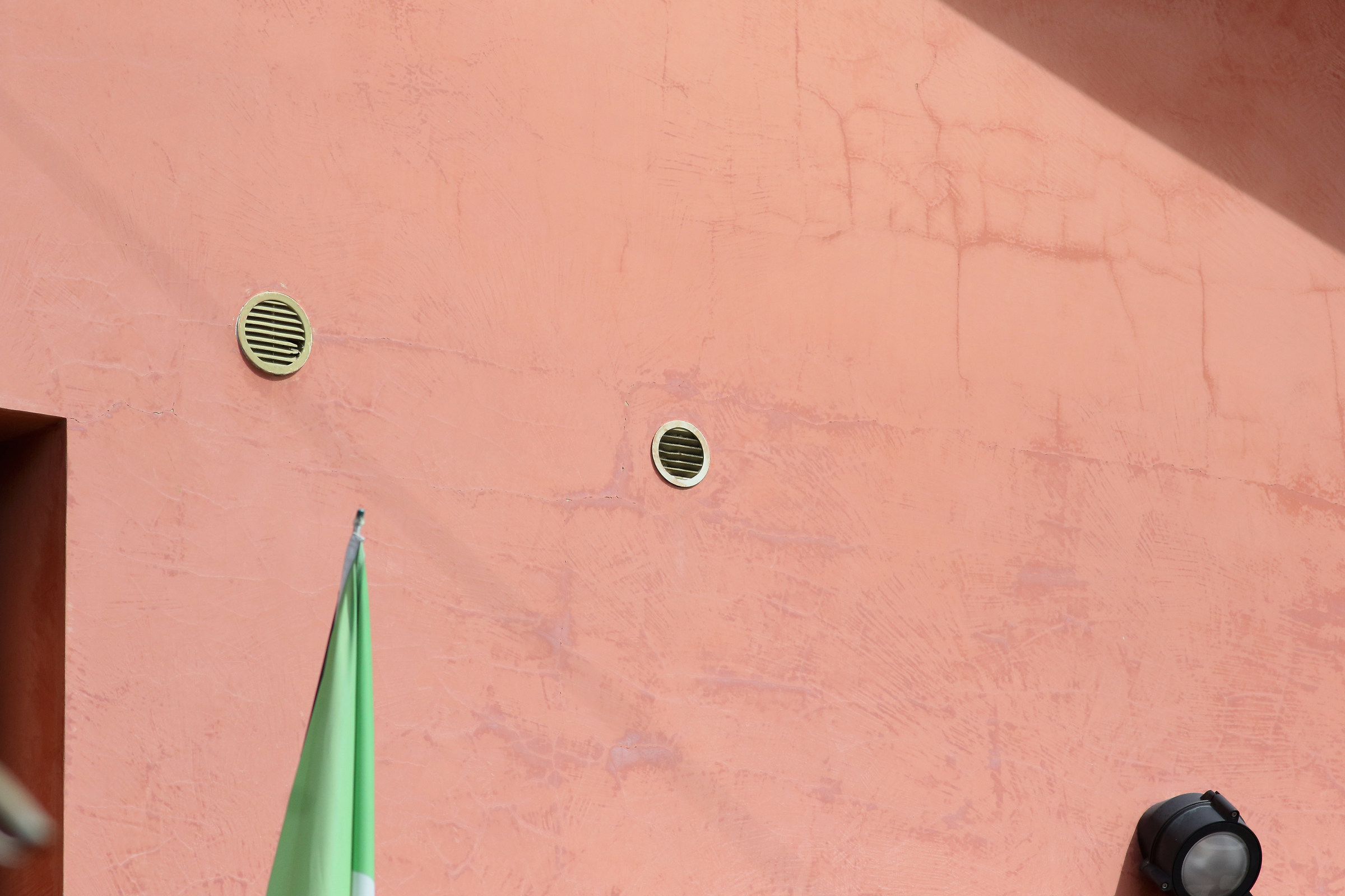 Canon 7D II + 400 f / 5.6