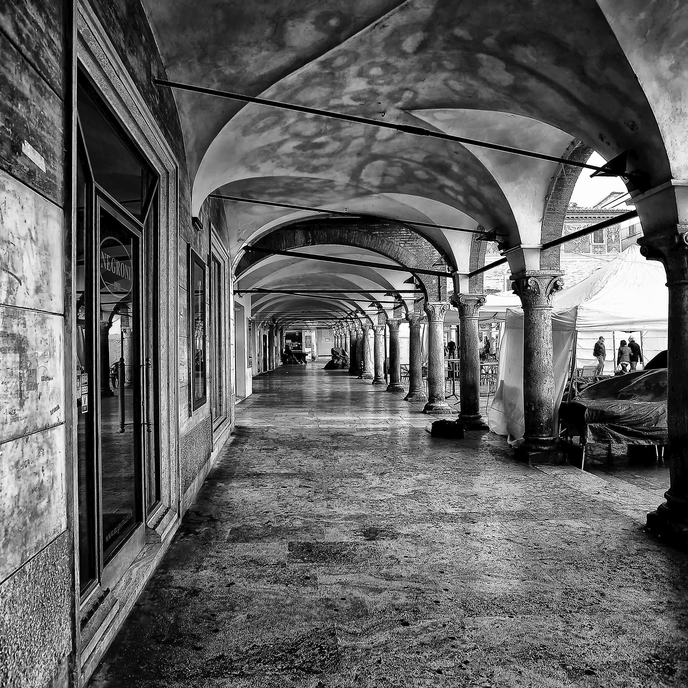 One of the porticoes of Ascoli Piceno