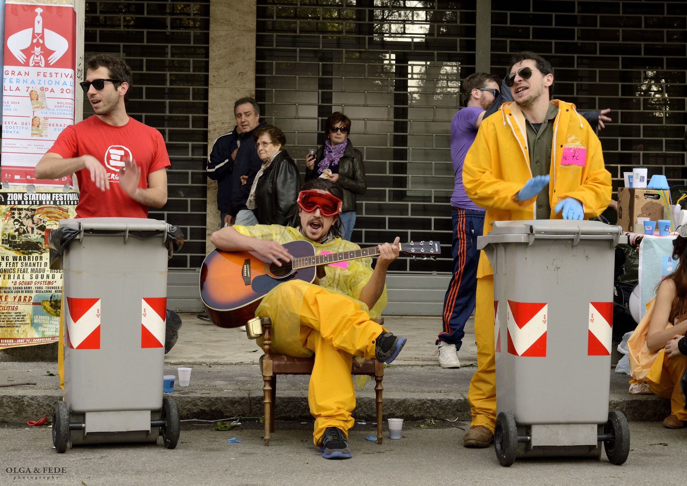 Guitar and ... percussion