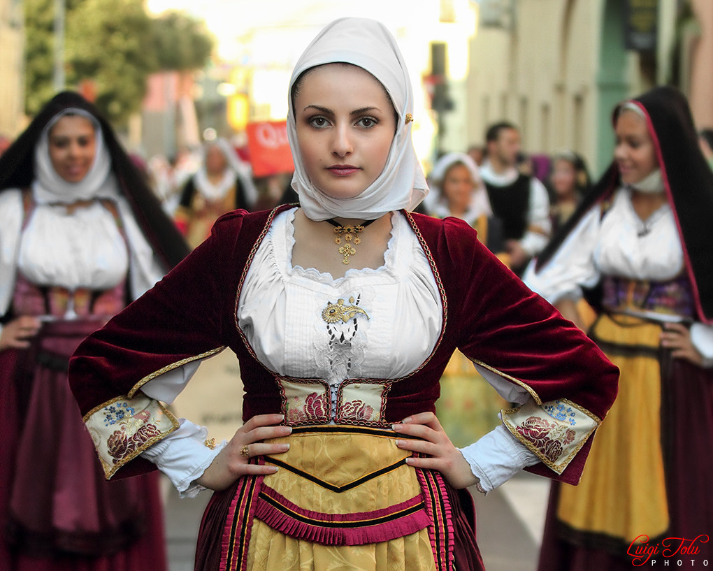 Isili - Wedding Dress