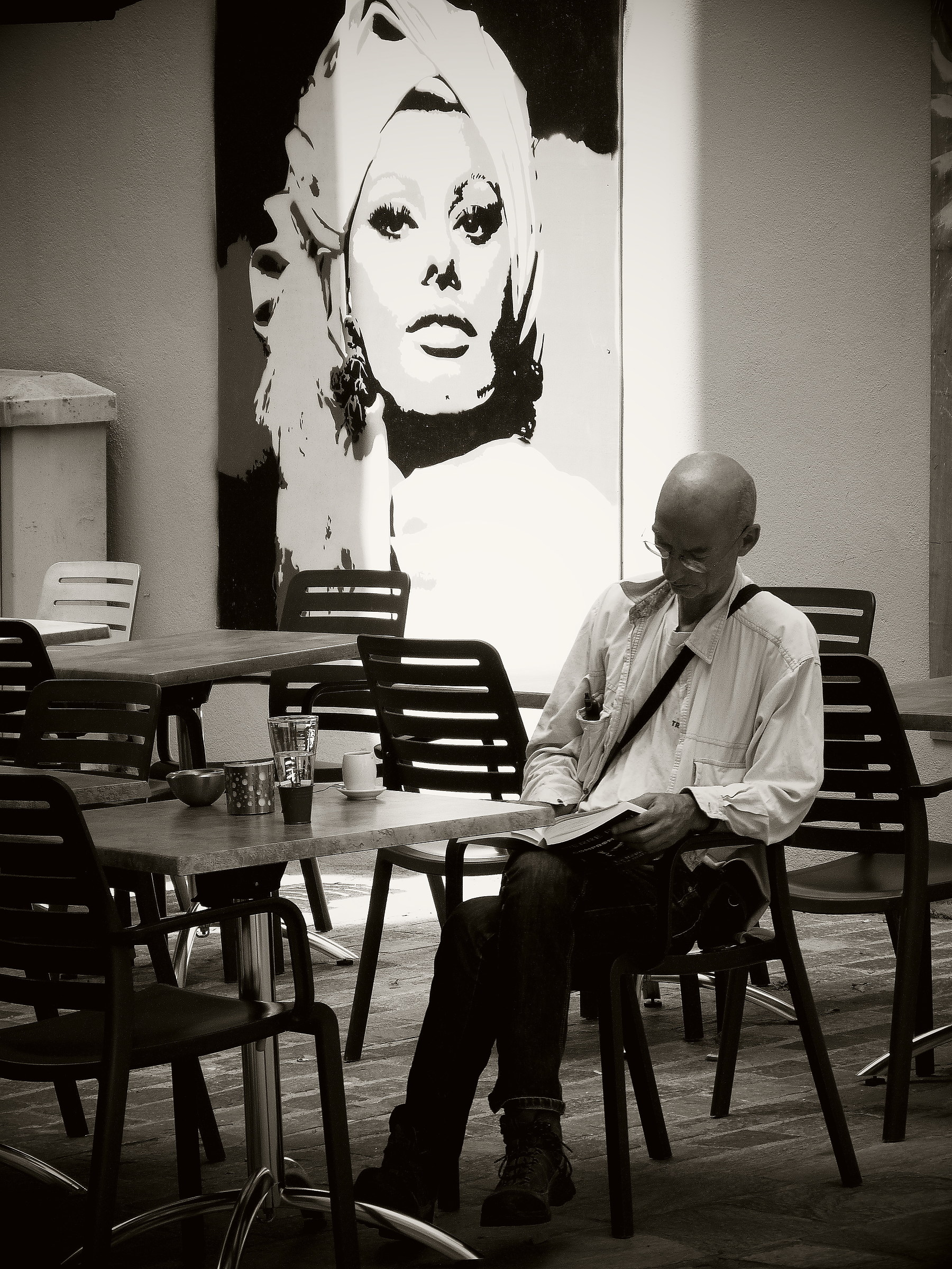 Sosta per un caffè a Bastia