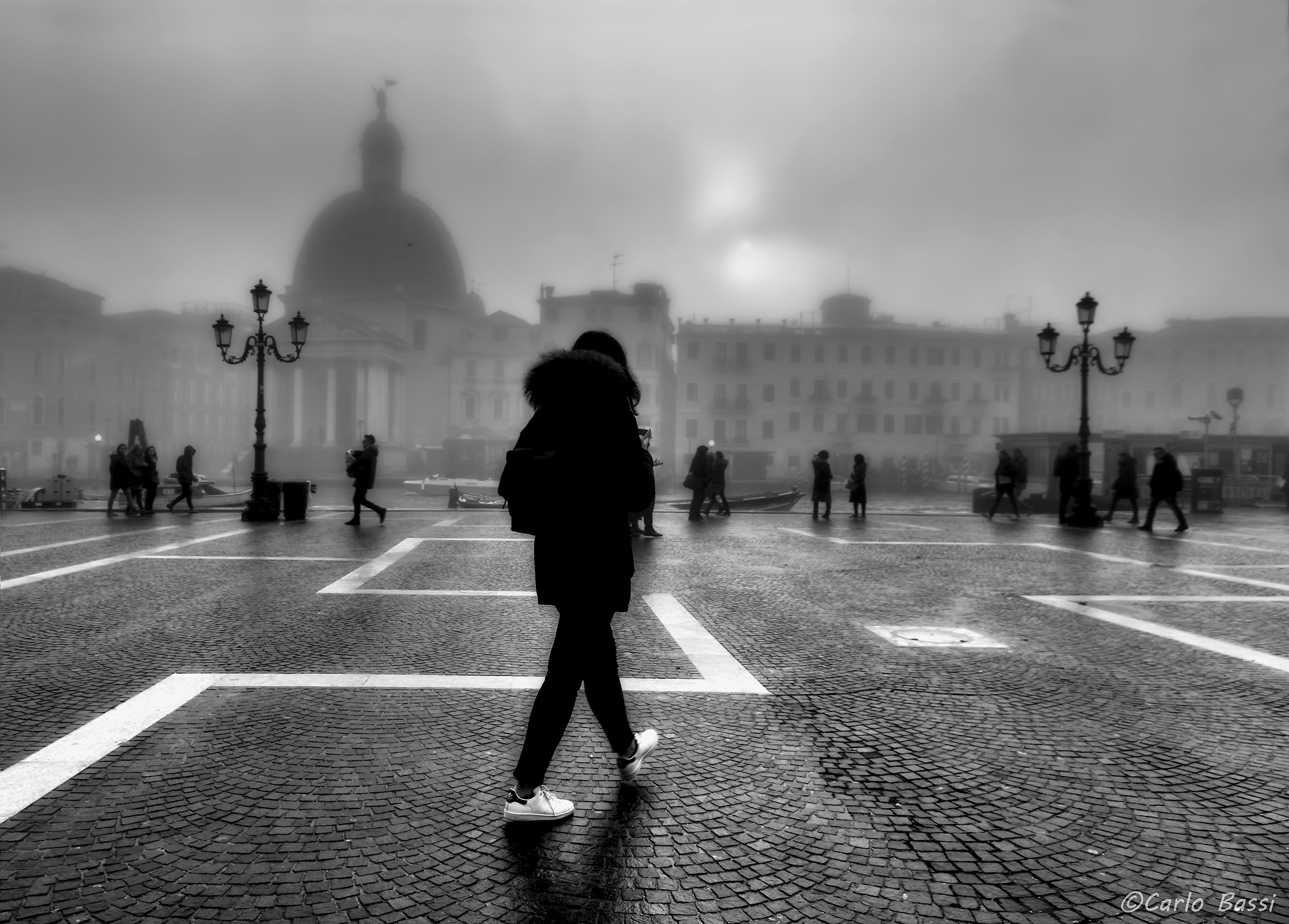 Four steps on the Grand Canal