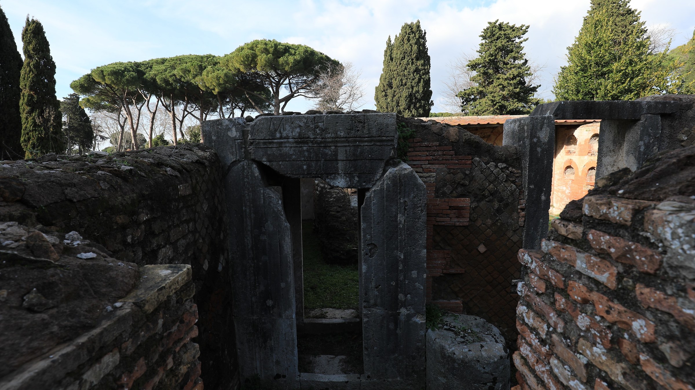 Ostia Scavi - Necropolis of the Via Ostiense
