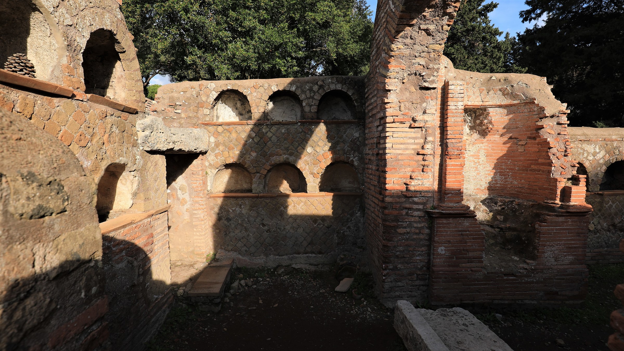 Ostia Scavi - Necropolis of the Via Ostiense