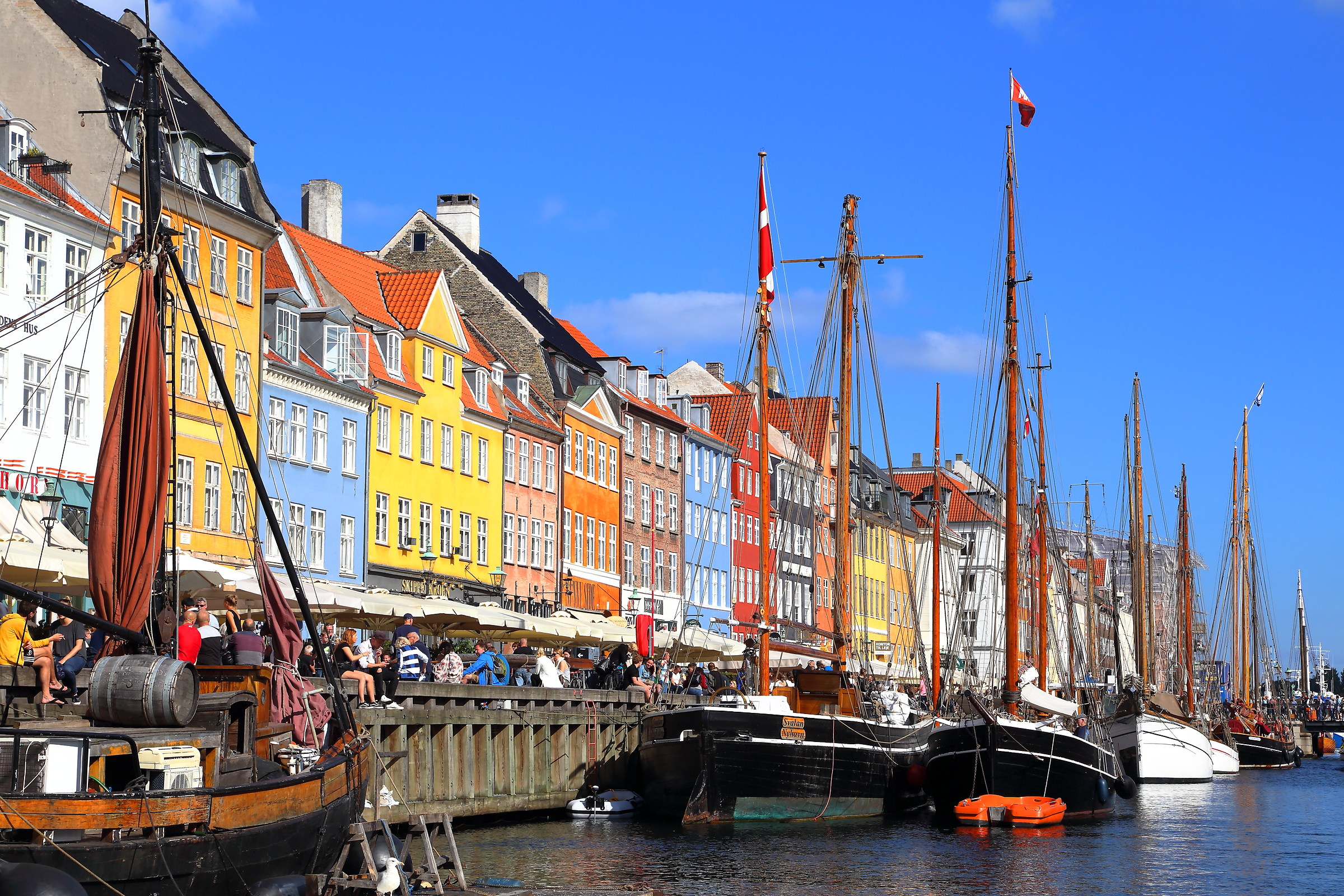 The colors of Nyhavn