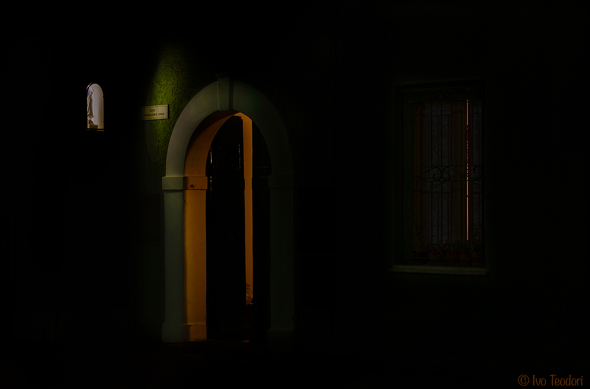 Comacchio: Night colors.