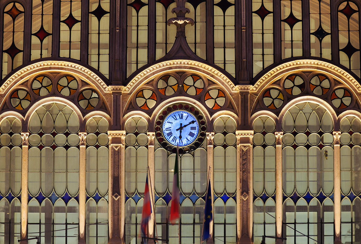 Porta Nuova - Particolare della facciata principale