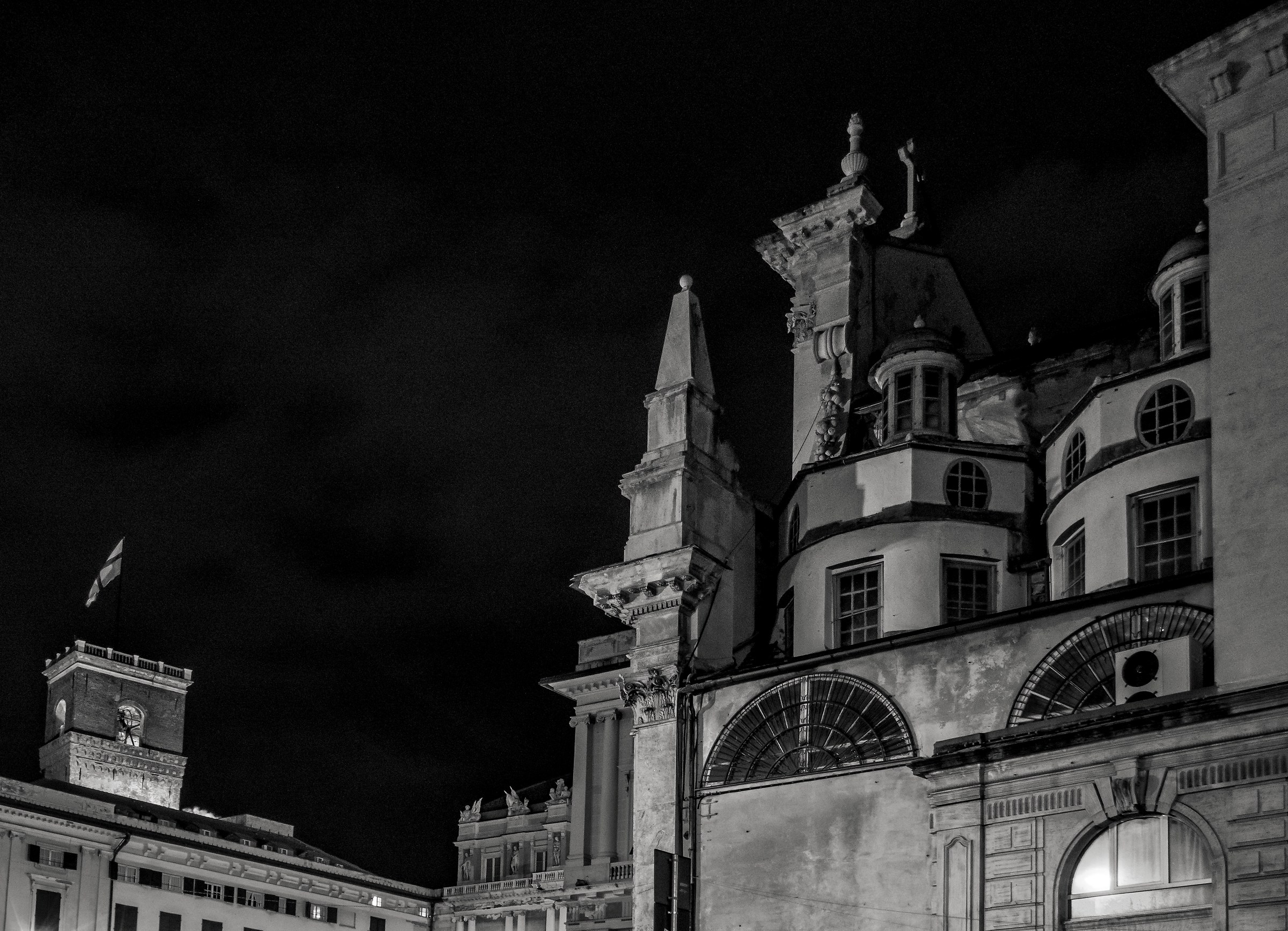 nessuno può servire due padroni