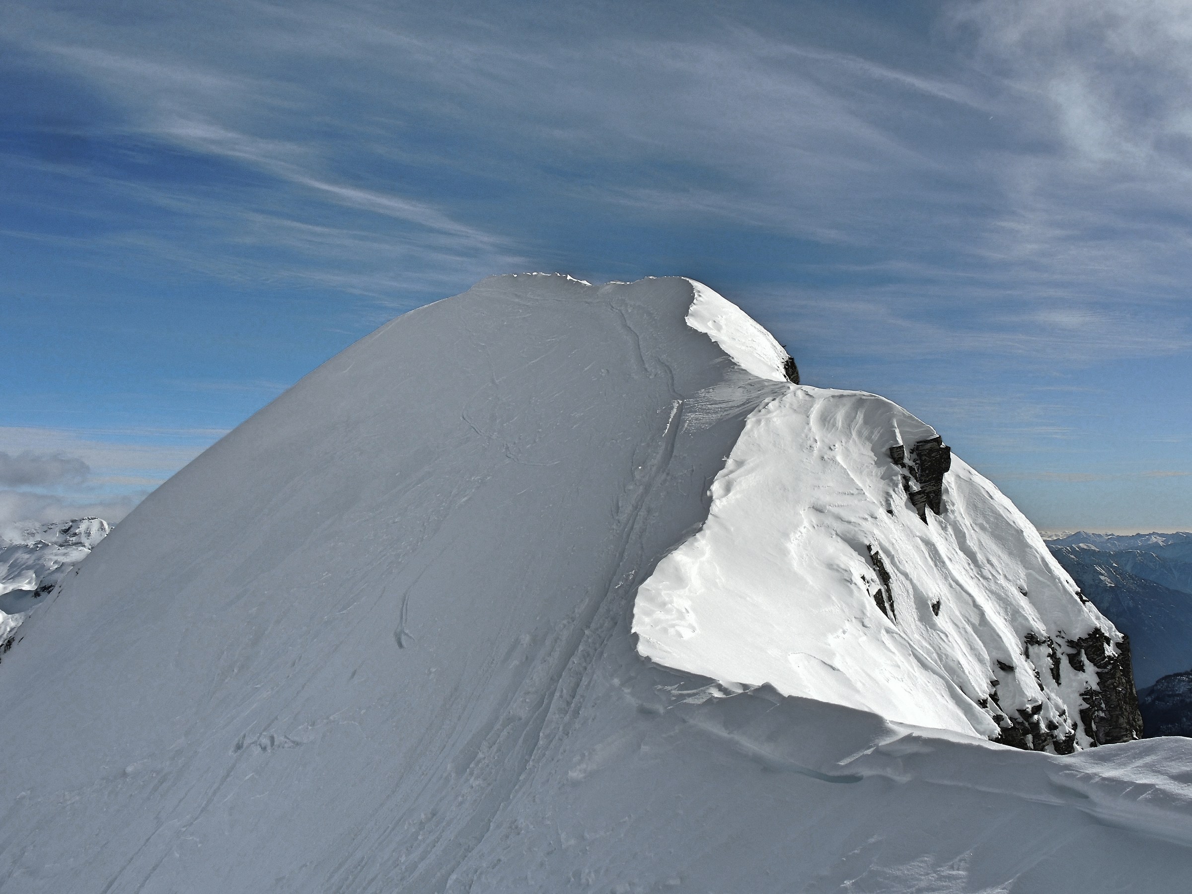 Passage in ridge for the Pizzo Bandiera