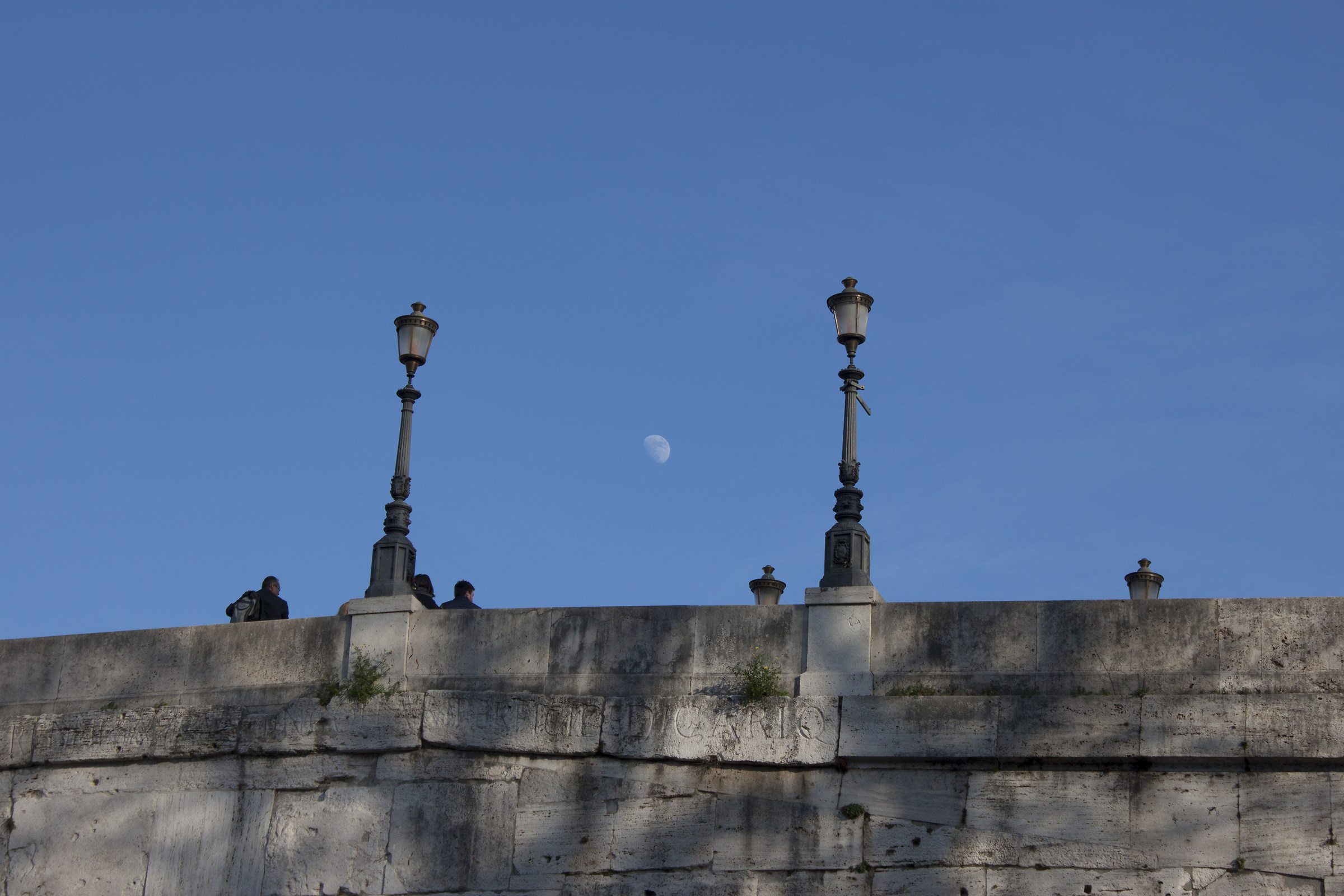 La luna.....dal Tevere