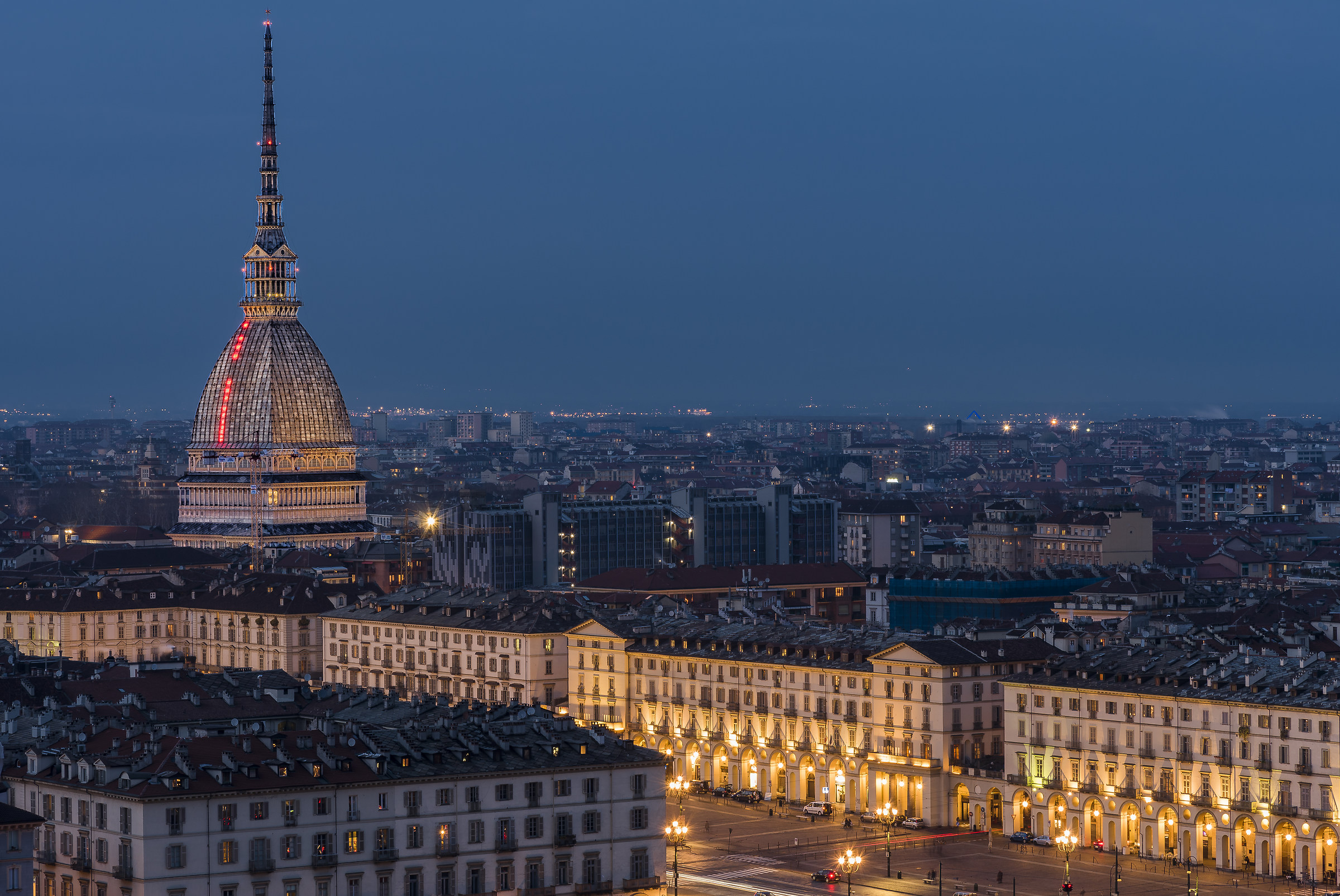 Uno sguardo alla Mole Antonelliana