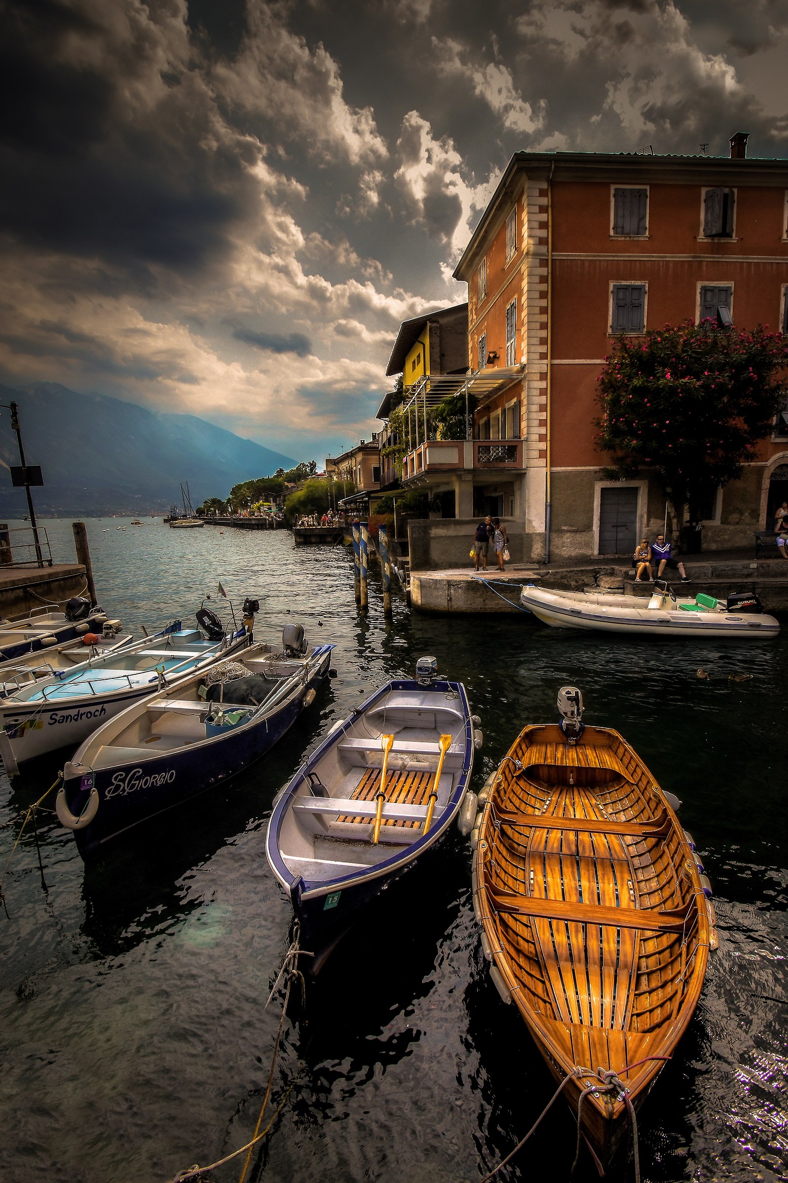 Il porticciolo di Limone