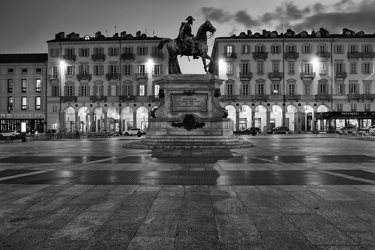 Monumento a Ferrero Alfonso della Marmora - Torino (bw)