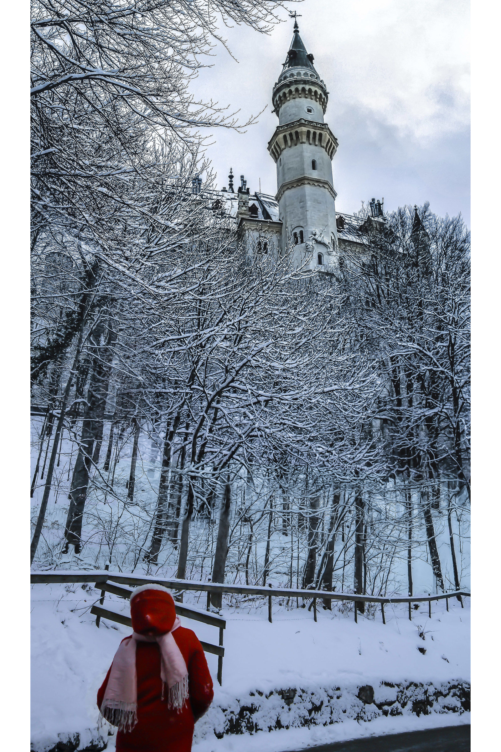 Red hood -neuschwanstein -