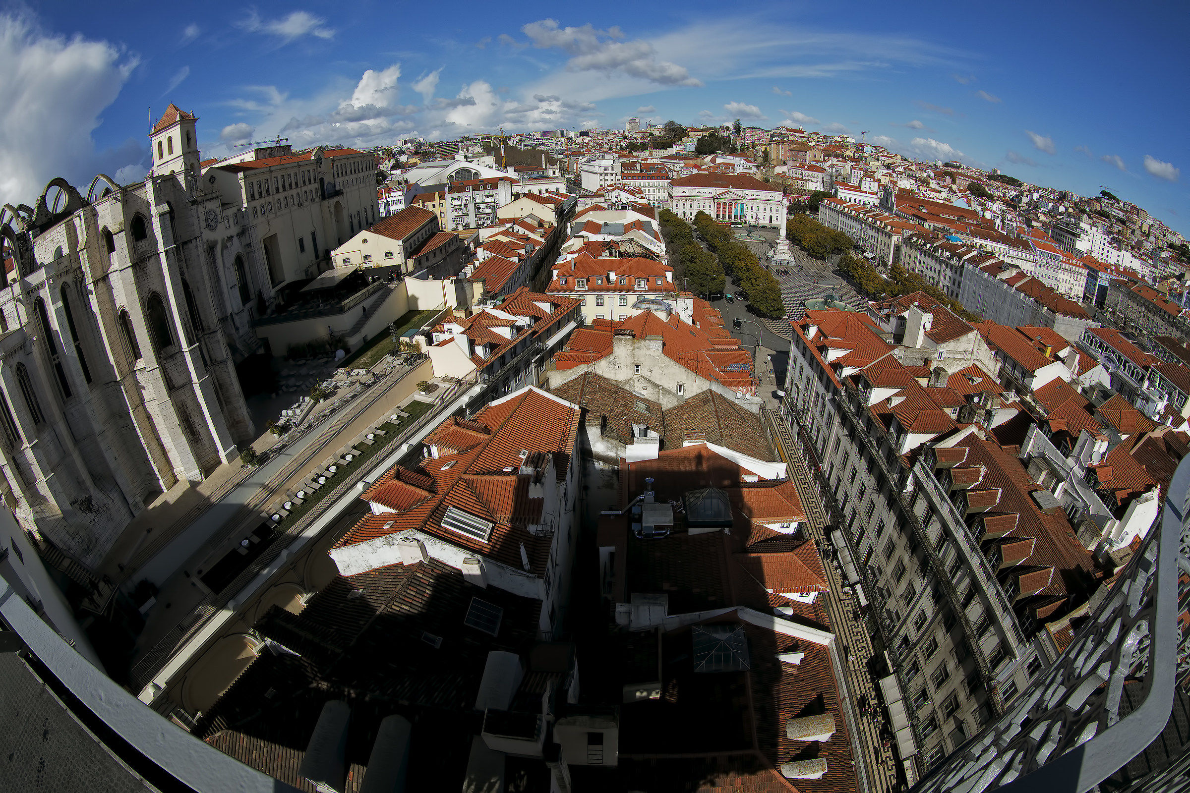 Lisbona a tutto tondo