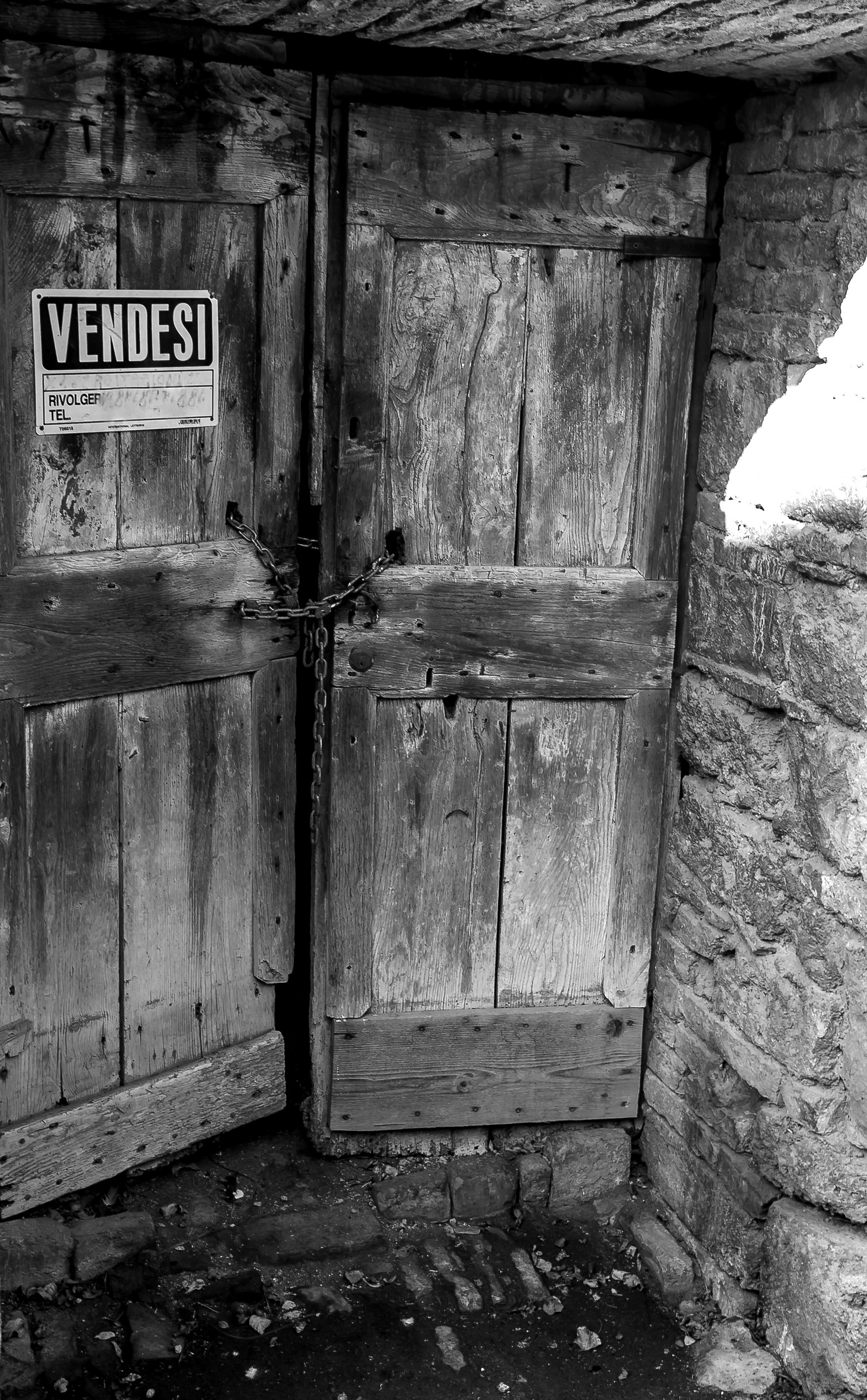 "Non aprite quella porta"