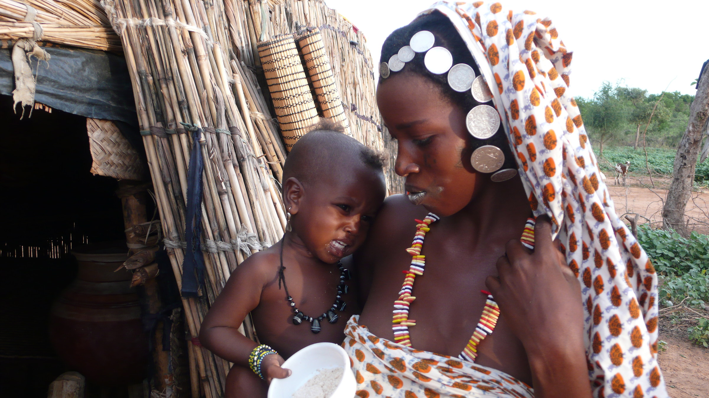 Mother Peuhl with baby