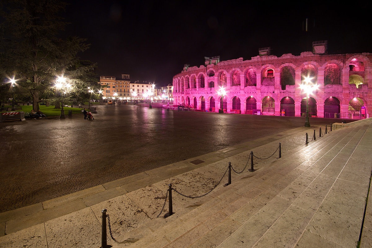Arena in pink