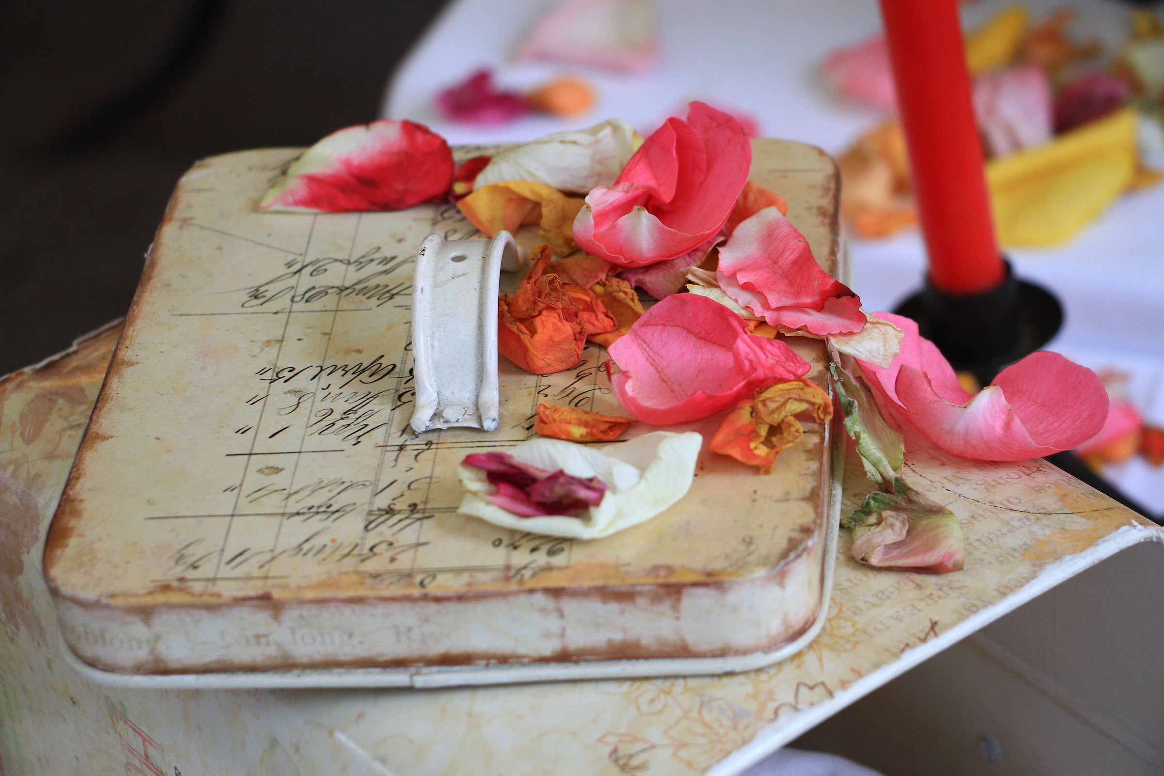 The vanished romanticism ....