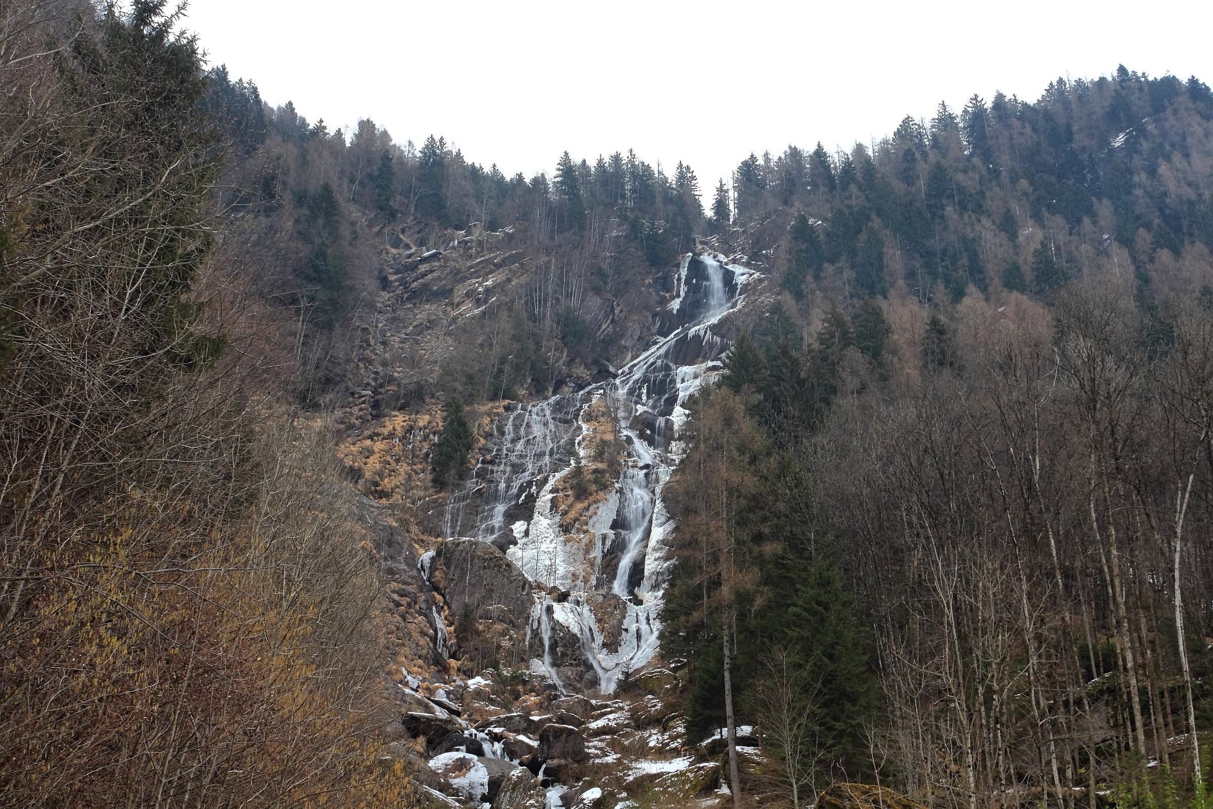 The Borleggia waterfall