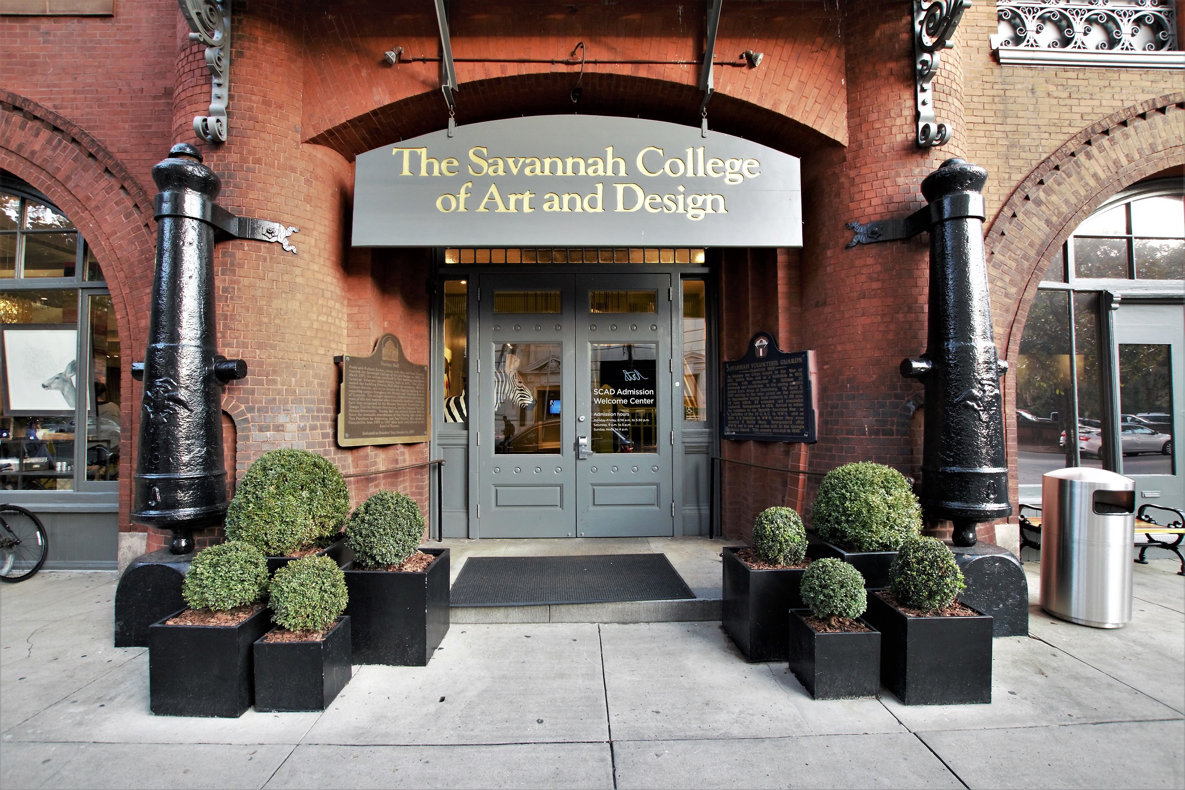 Savannah art and design