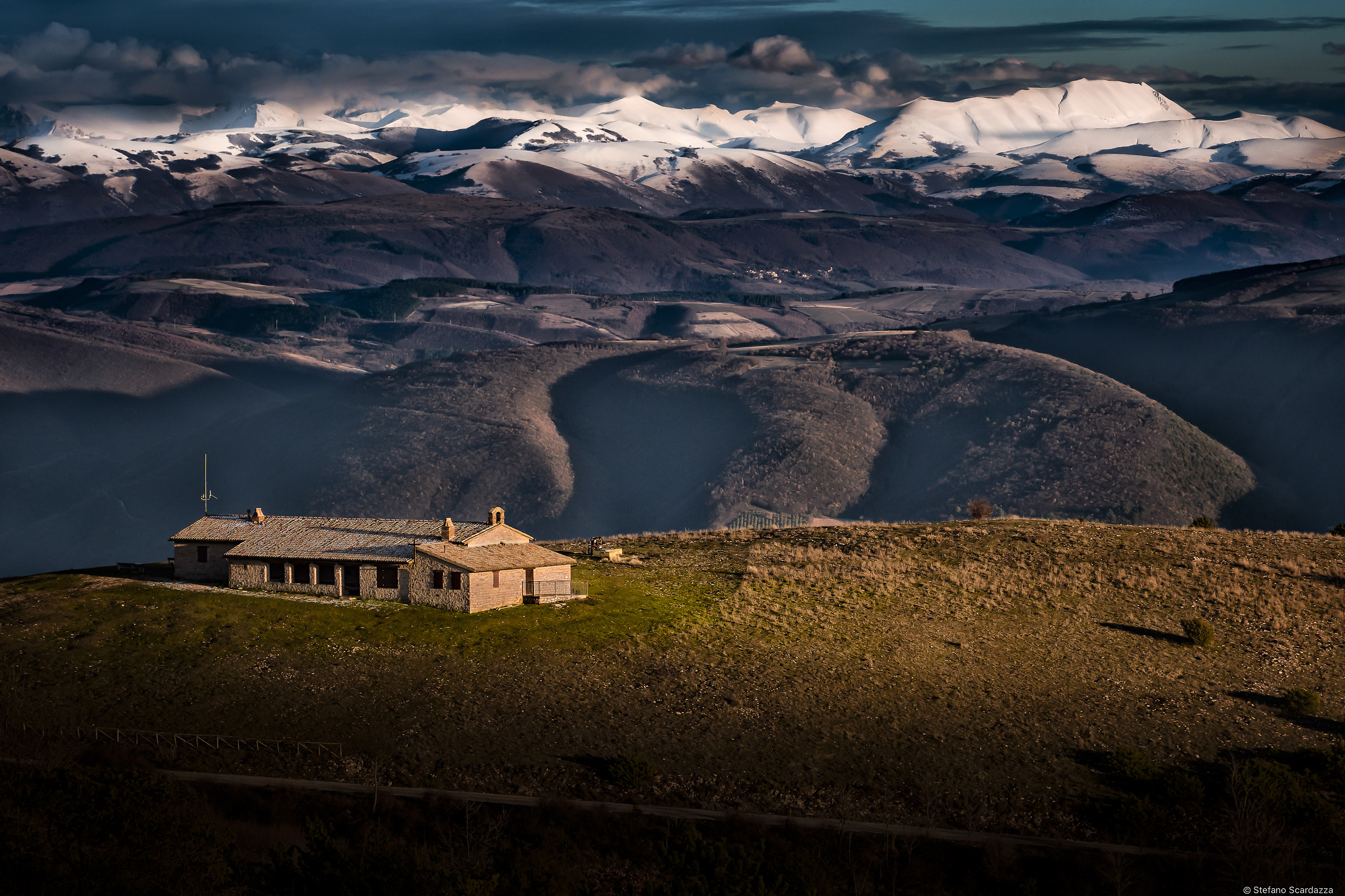 Sunset Umbro (from Subasio to the Sibillini) ...