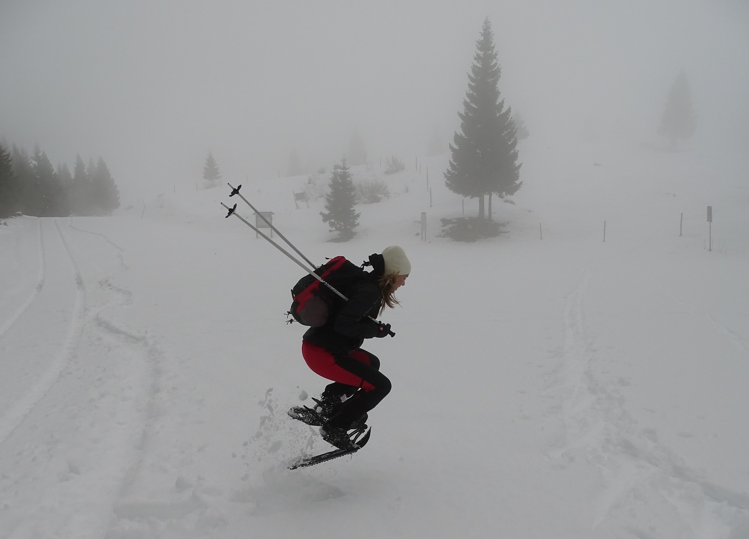 La neve diverte anche i grandi