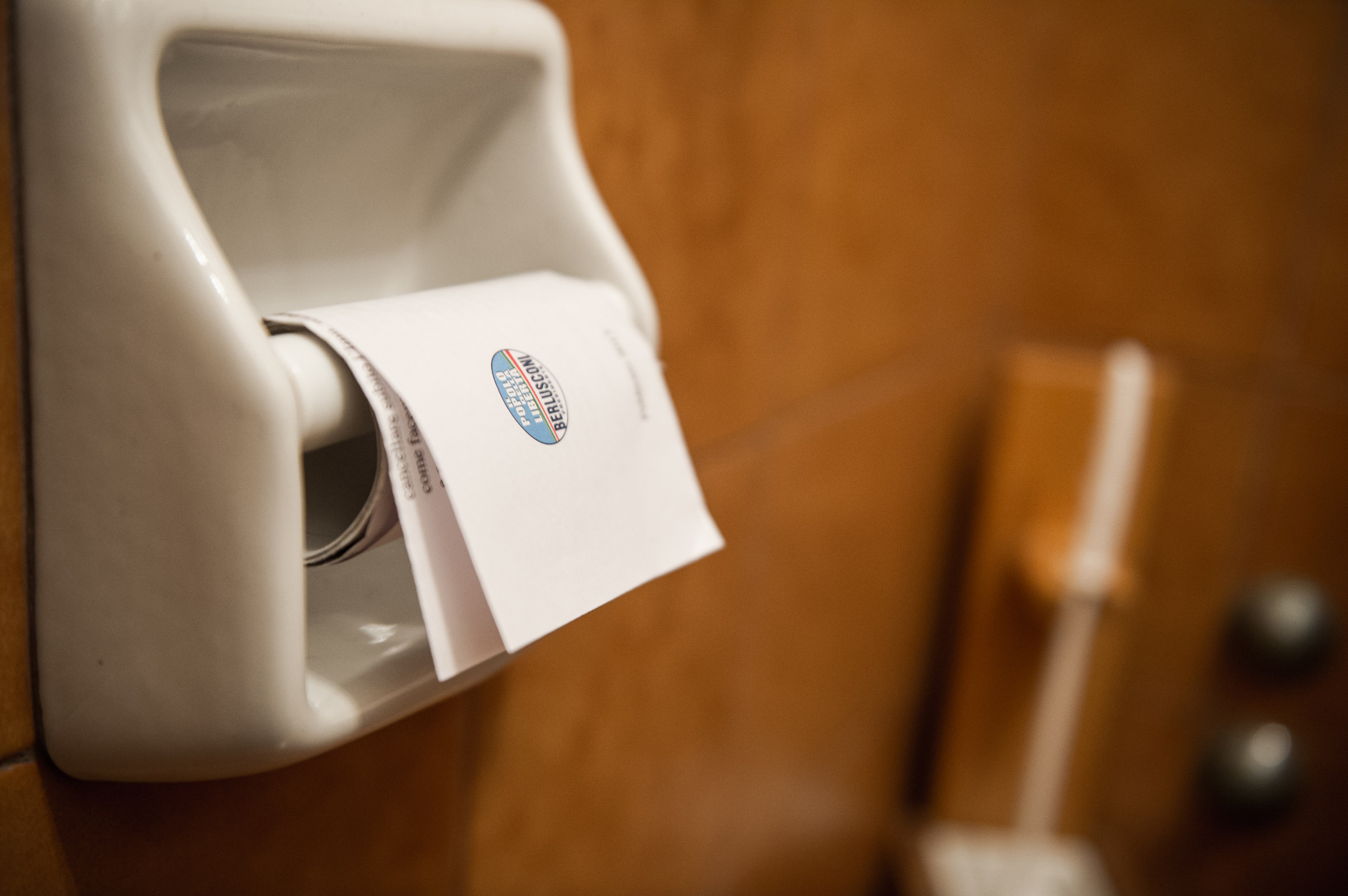 Paper for culo - Election campaign 2013