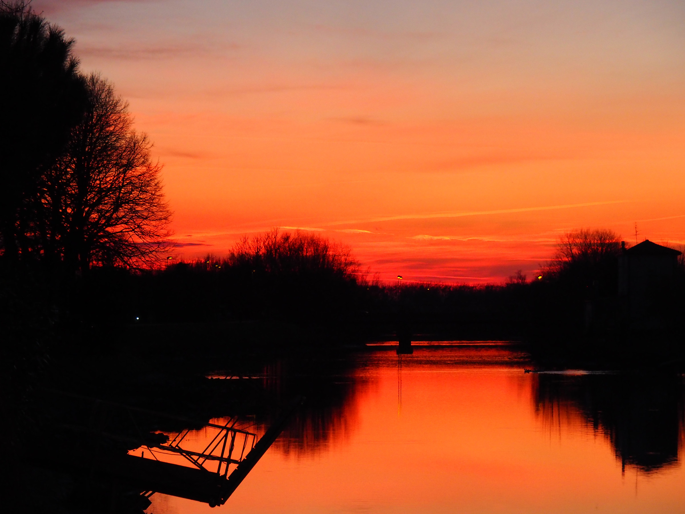 the red in the sky is ours (cit.)