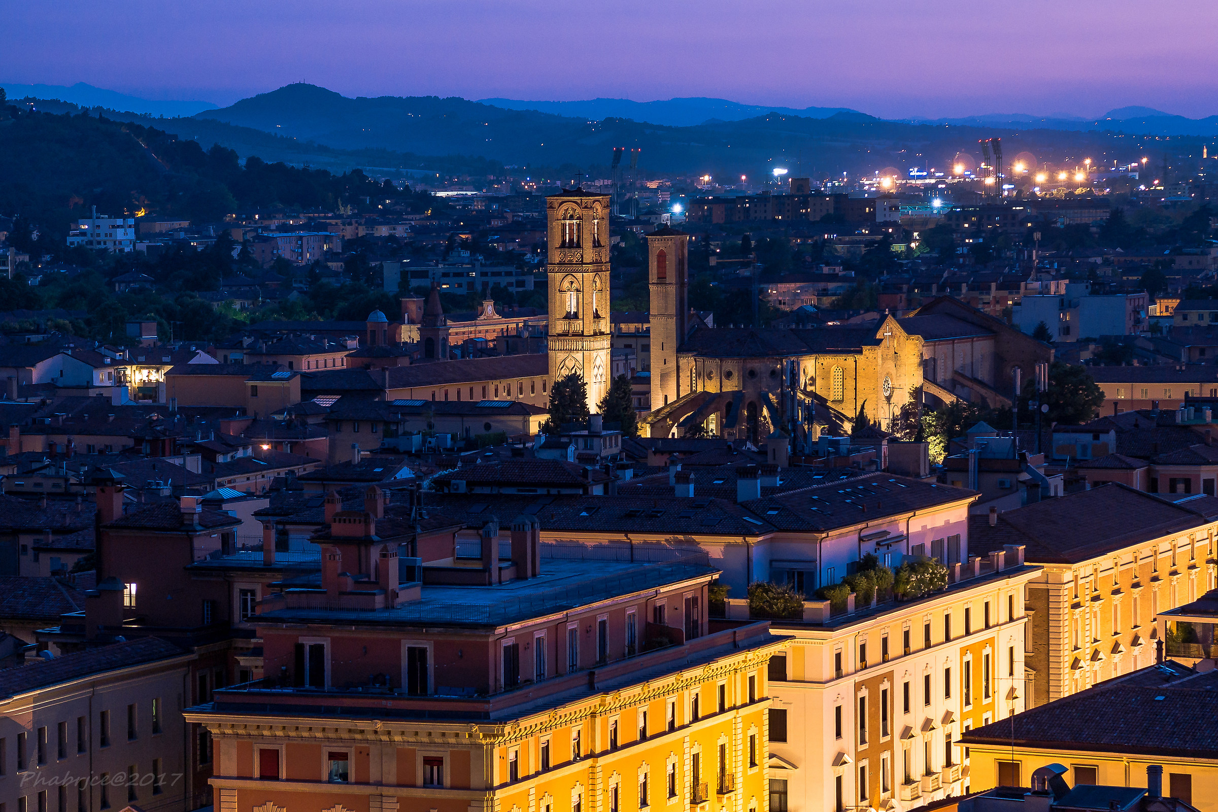 Sunset Viola on Bologna the Red ...