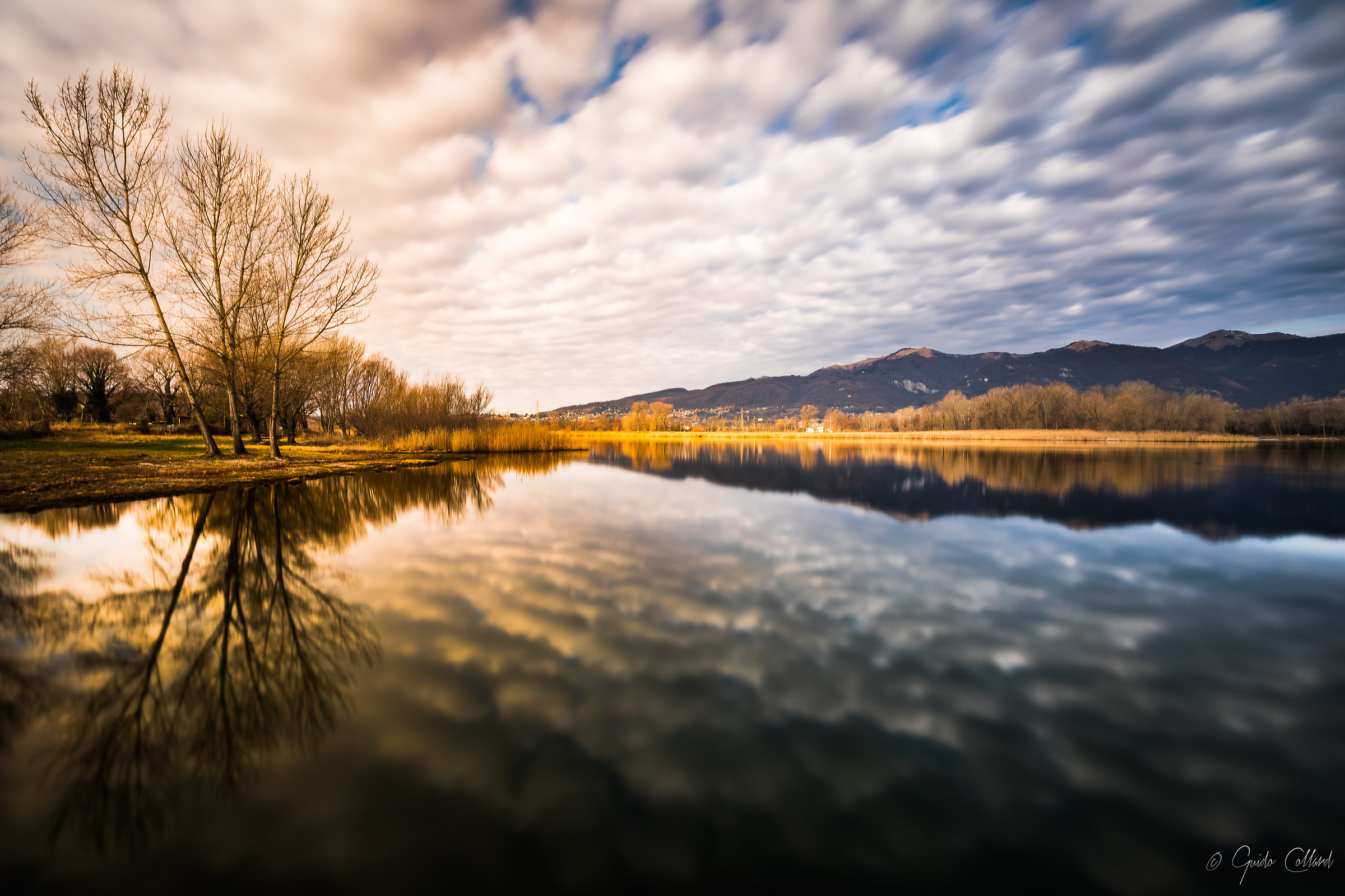 Lake of Pusiano 01