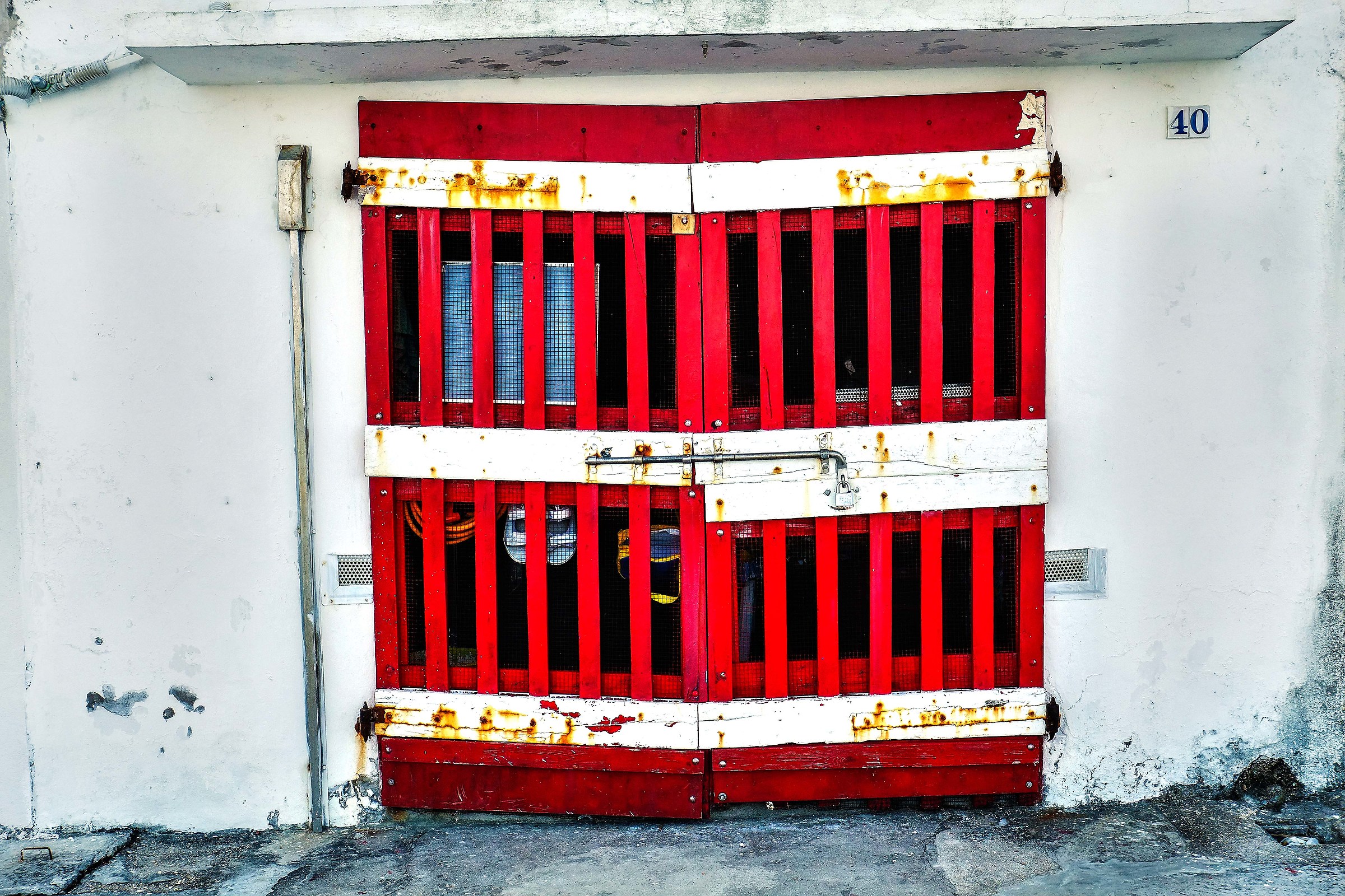 entrance to the caves