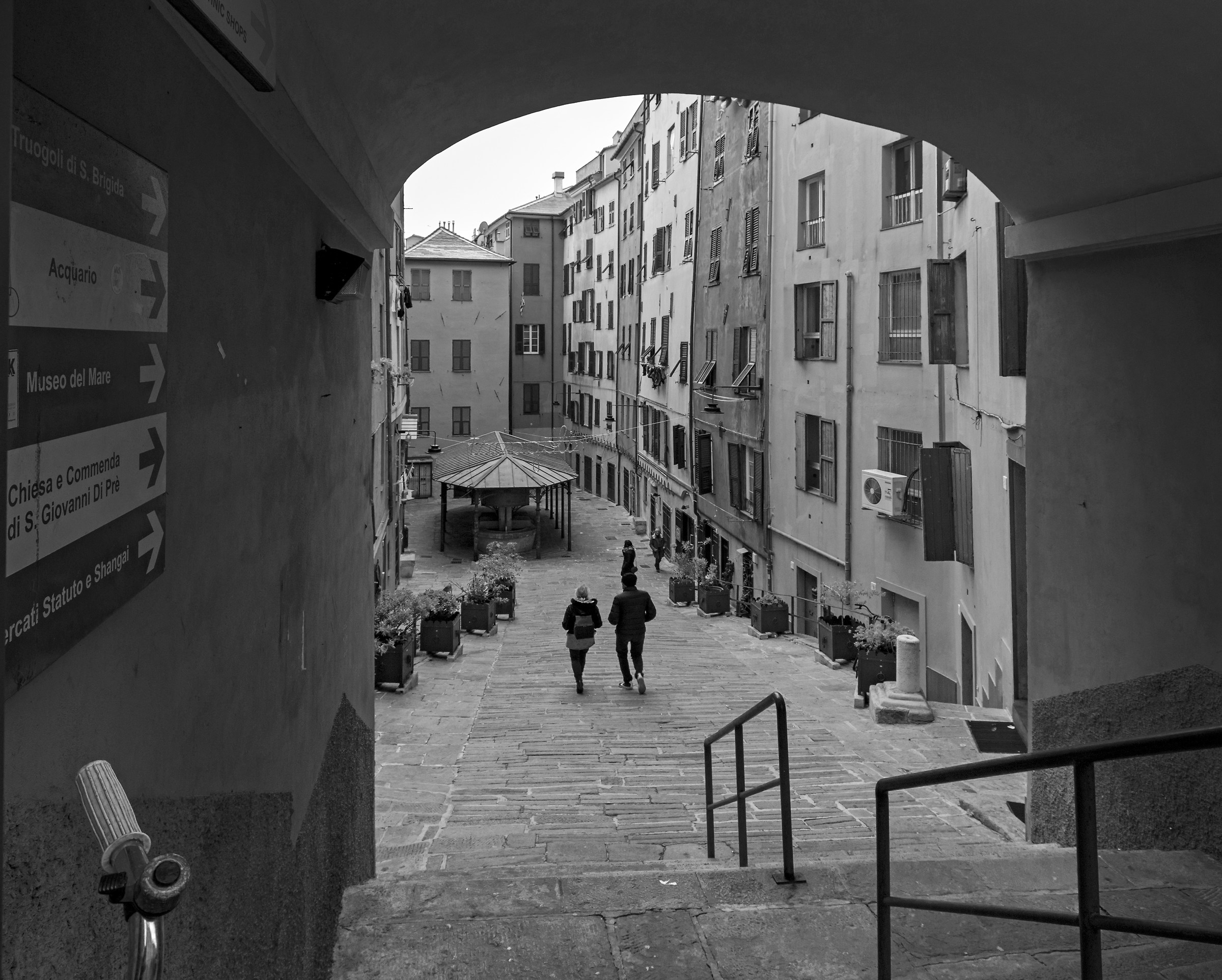 Piazza Santa Brigida