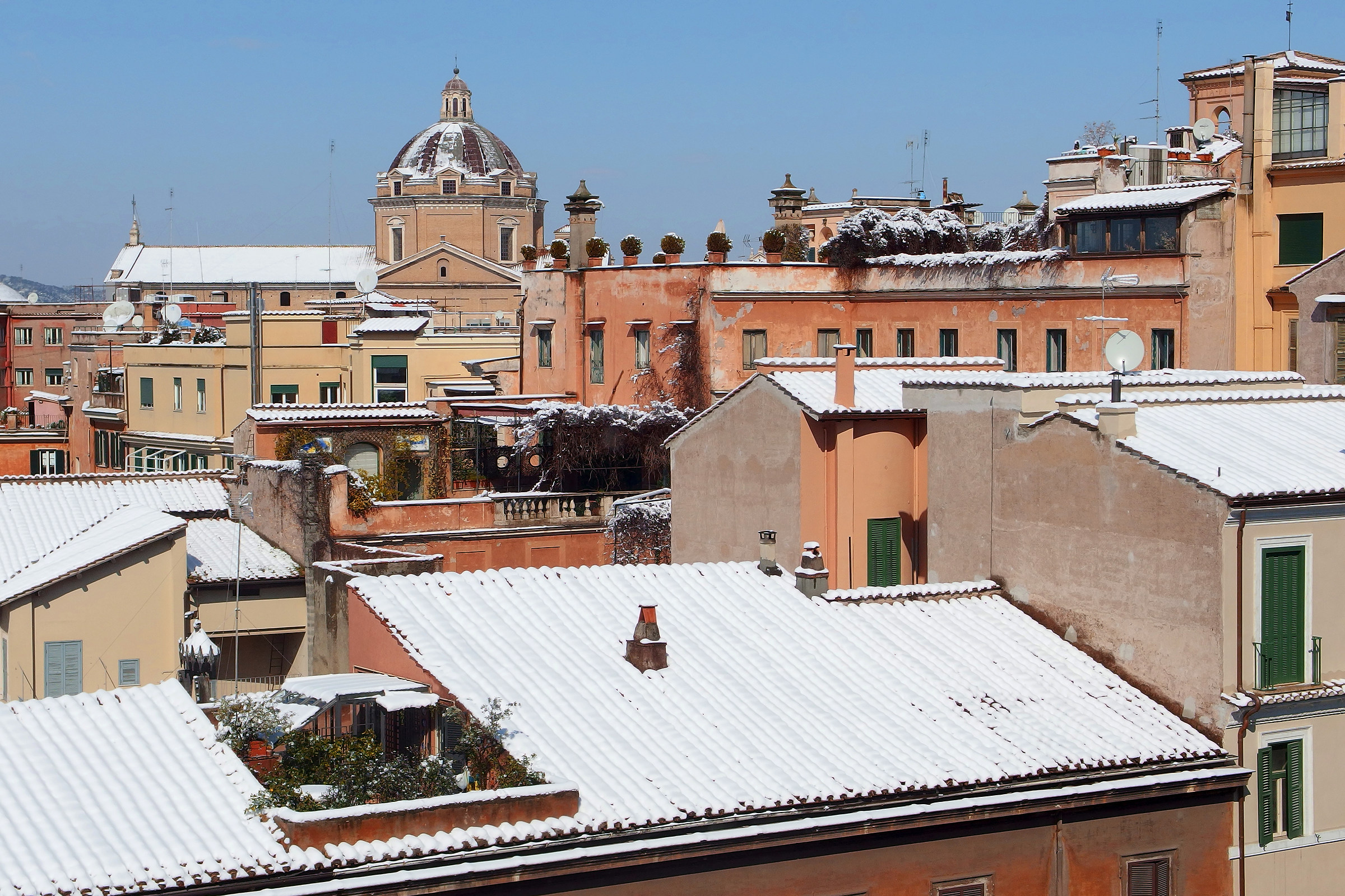 The roofs of Rome