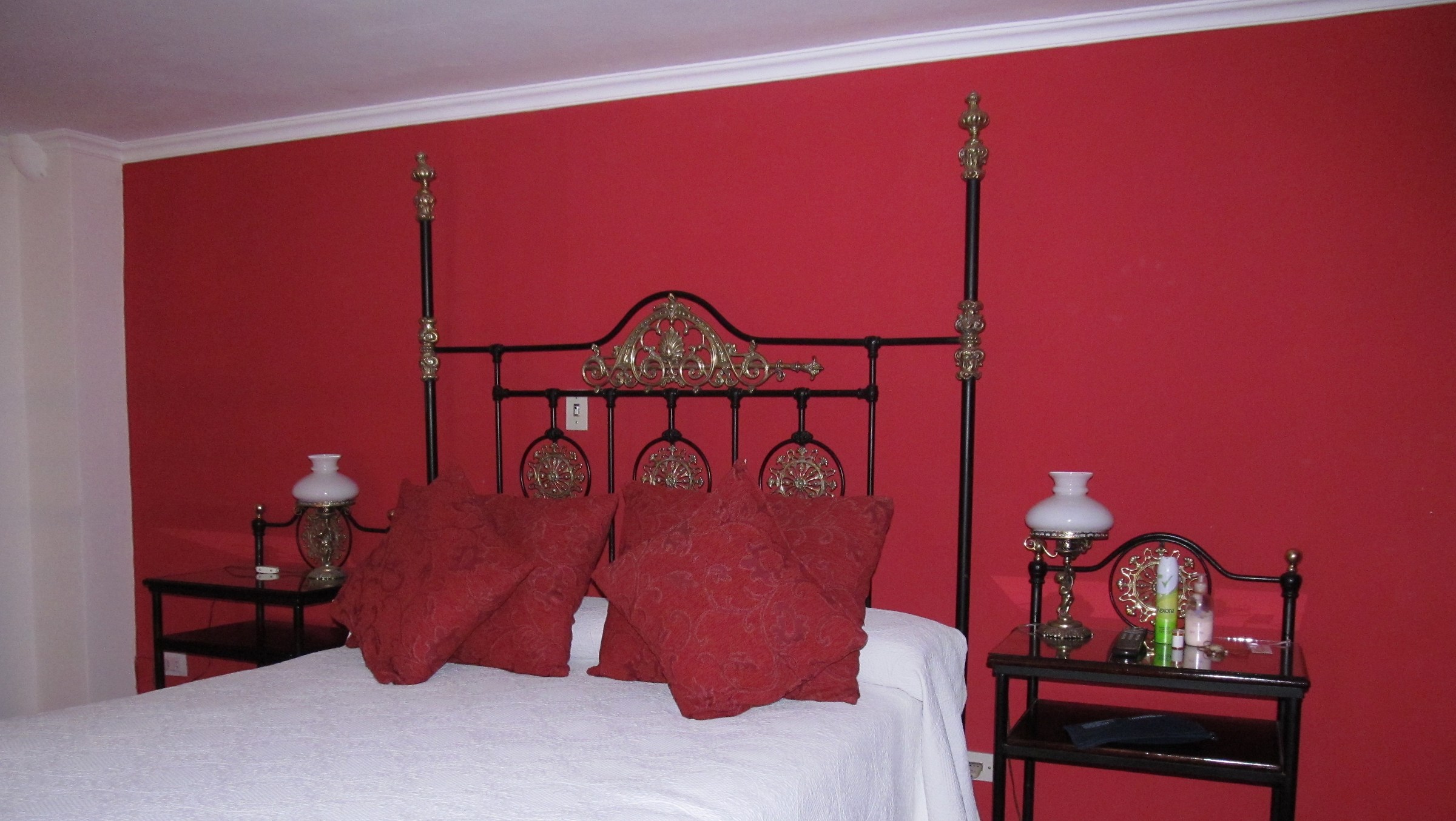 bed IN THE "CASTILLO DE SAN LORENZO"