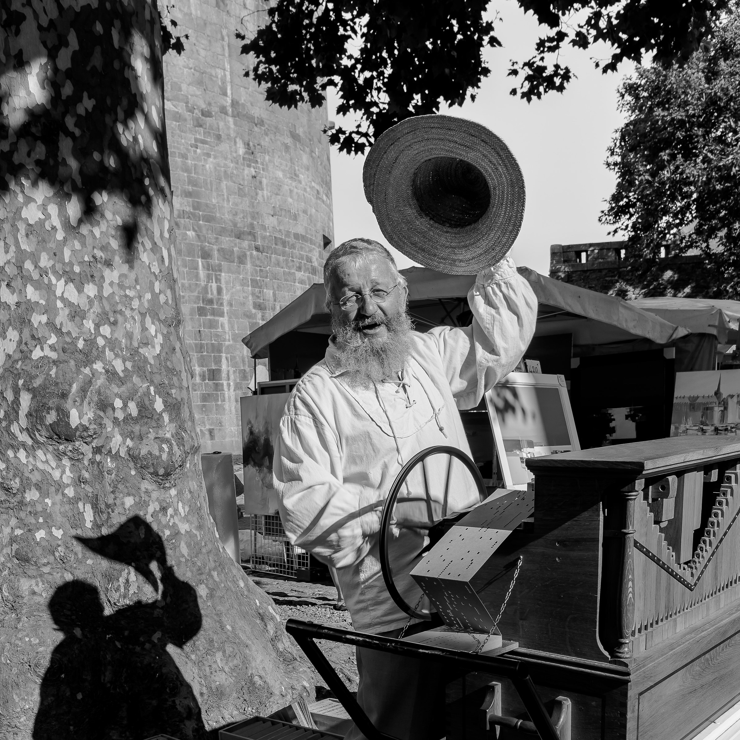 Monsieur Jacques e la sua ombra......