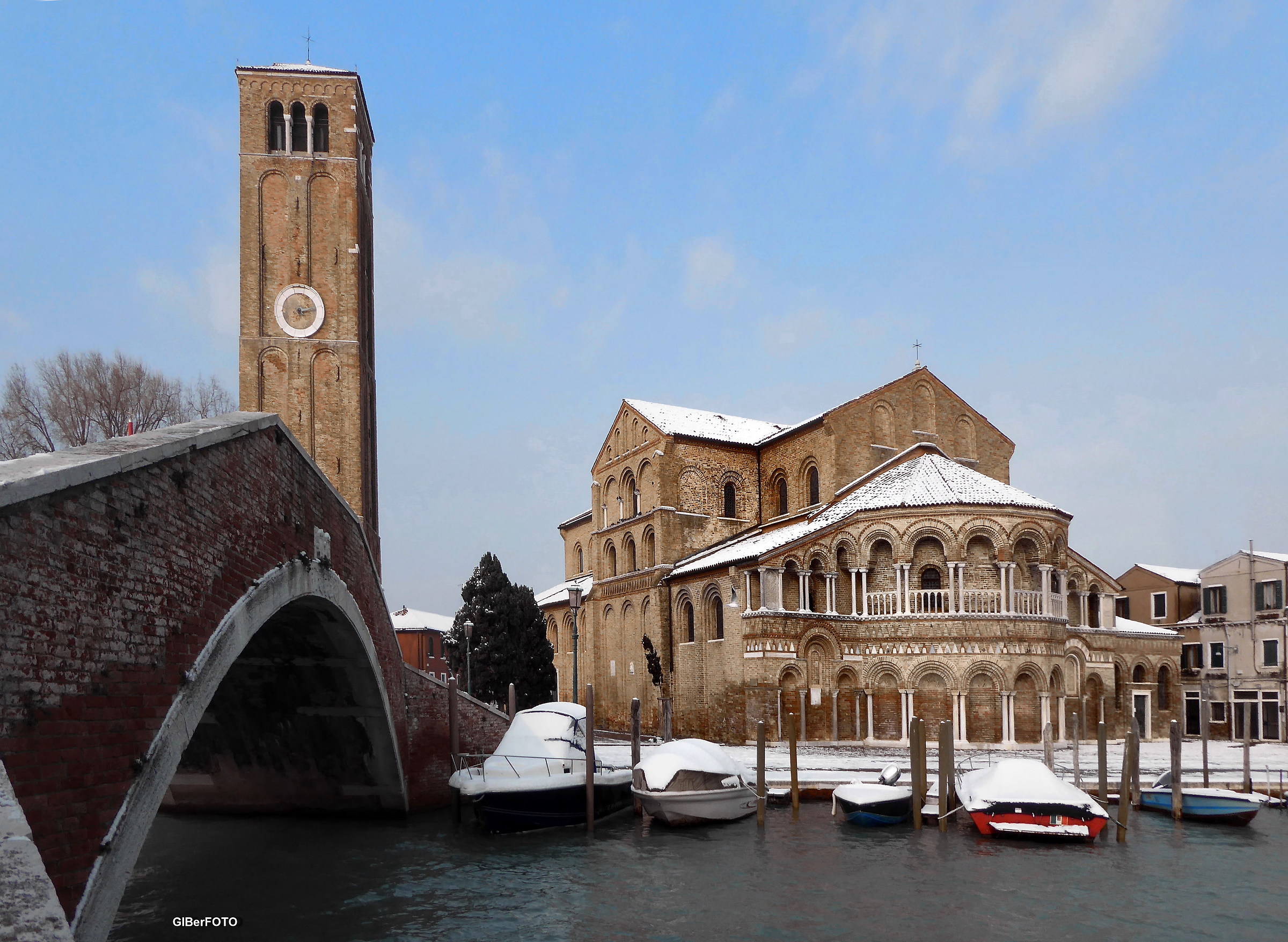 Sotto lo zucchero a velo!