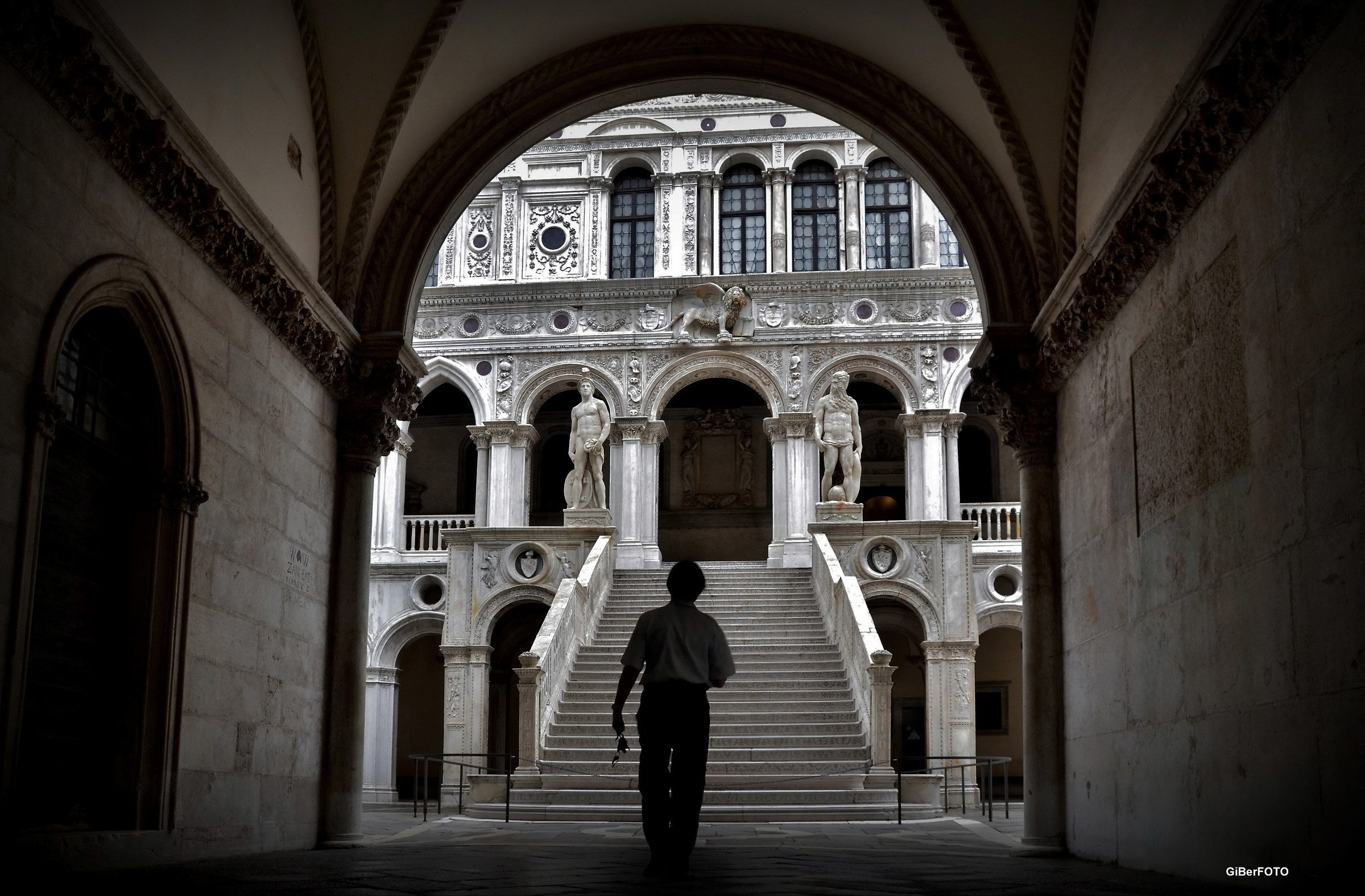 Il custode di Palazzo !