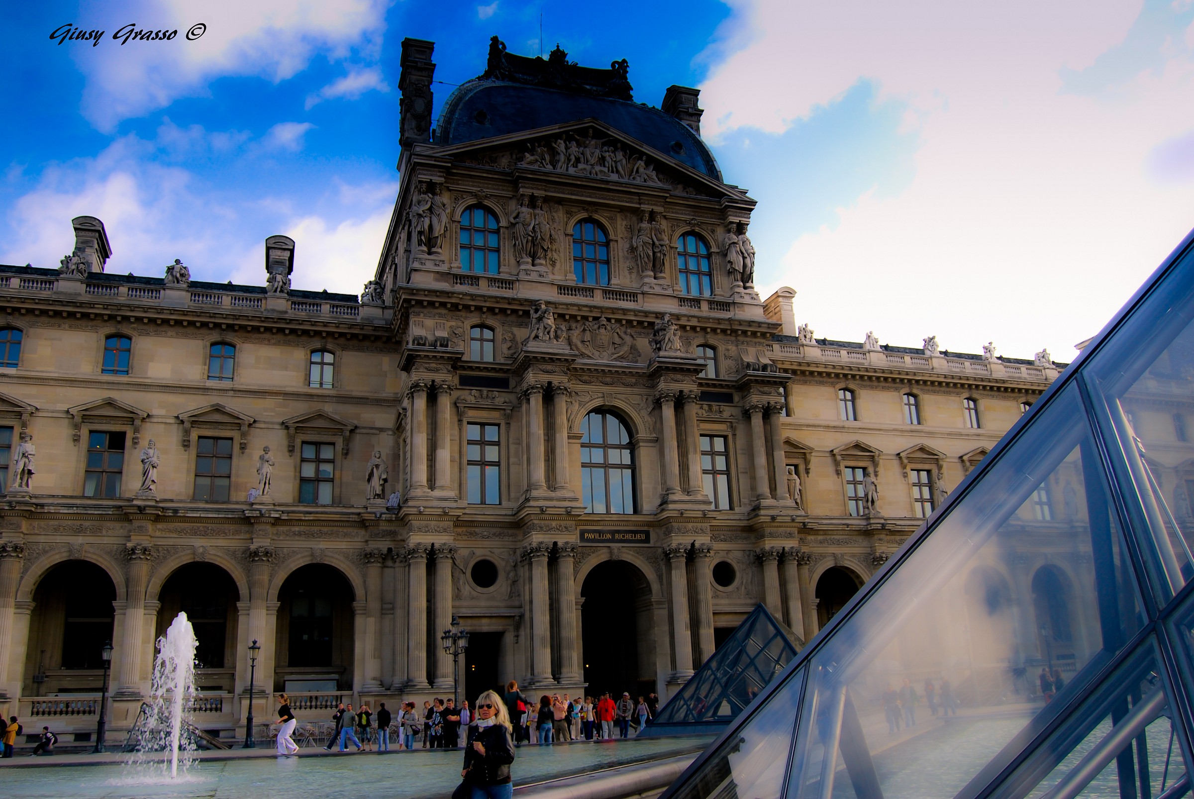 Museo del Louvre